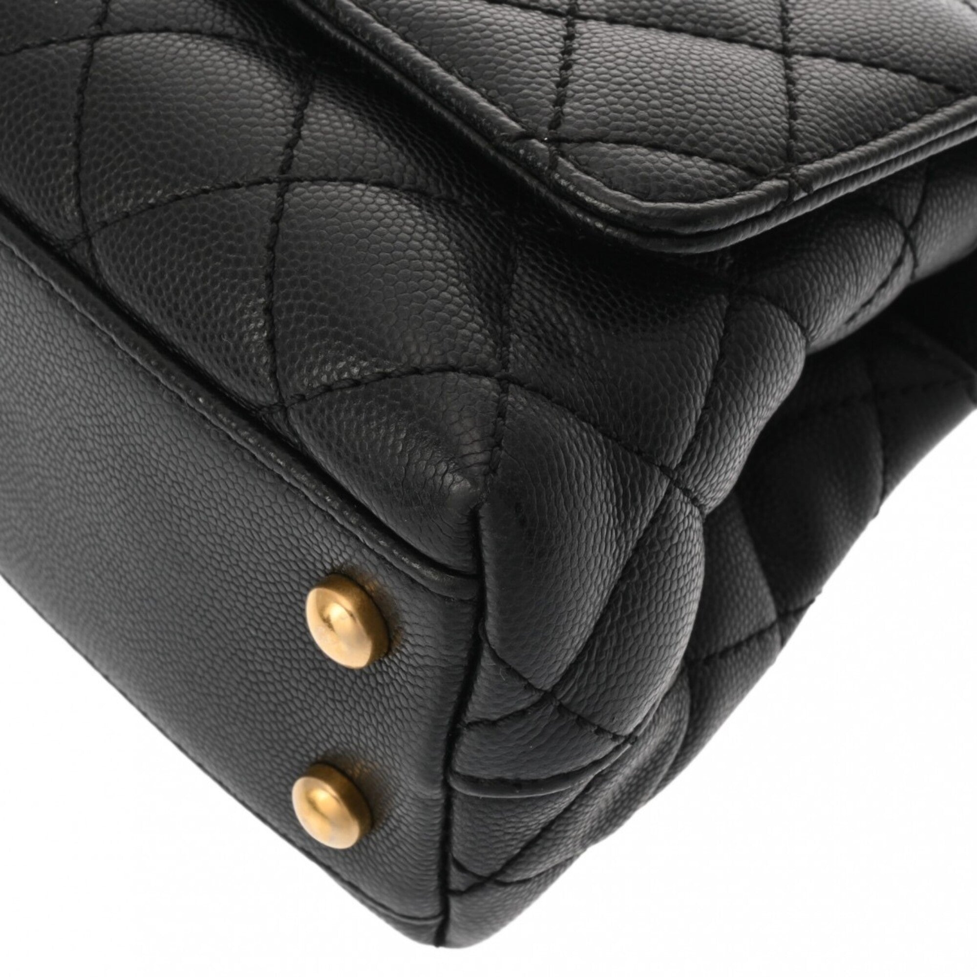 Chanel Black Grained Calfskin Handbag (Pre-Owned)