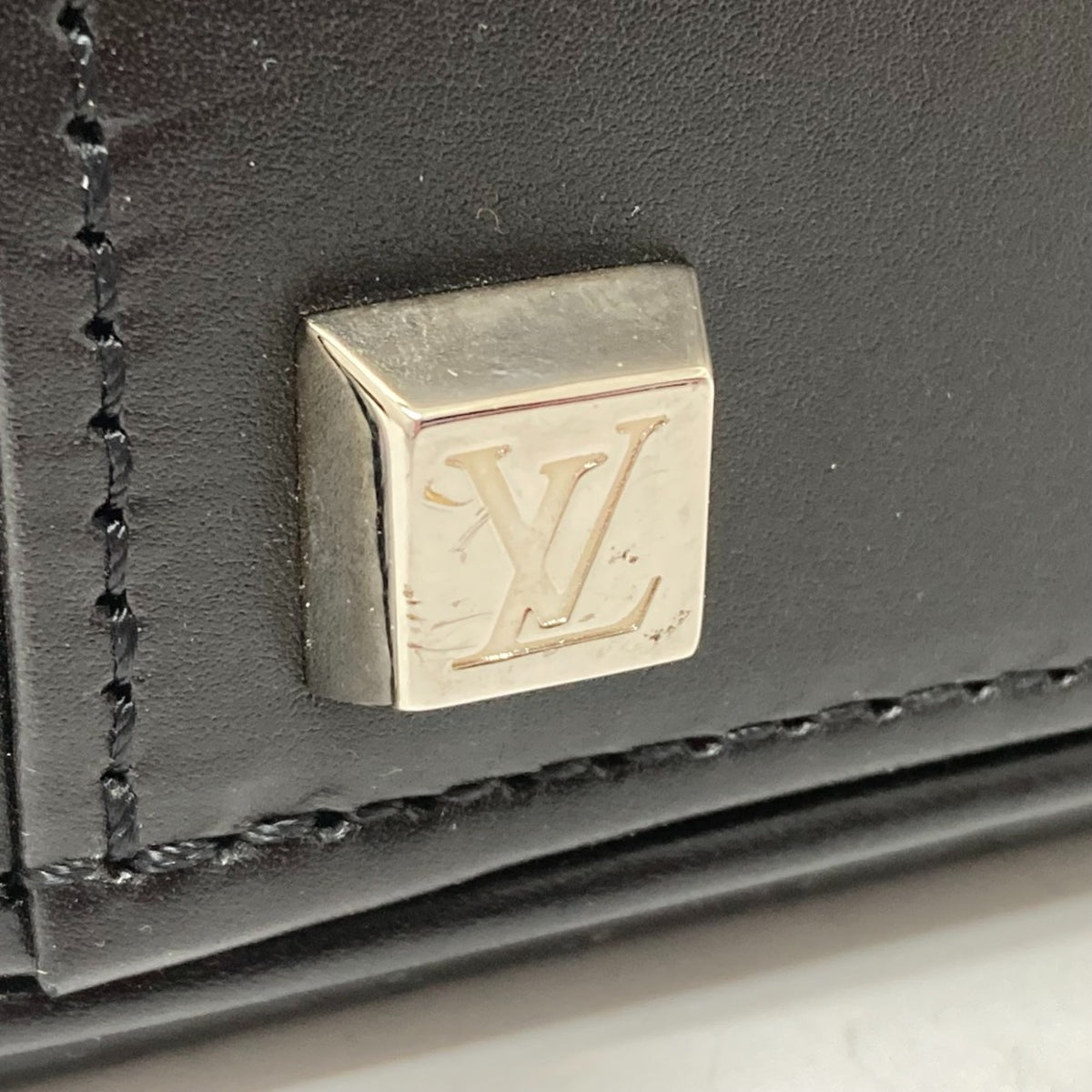 Louis Vuitton Black Other Handbag (Pre-Owned)