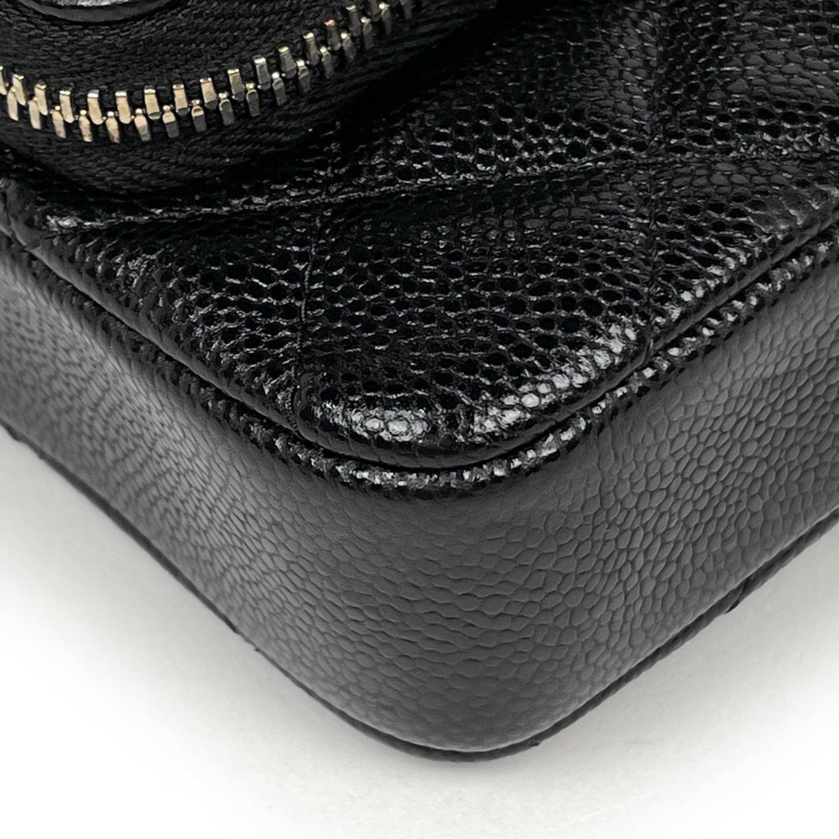 Chanel Black Grained Calfskin Shoulder Bag (Pre-Owned)
