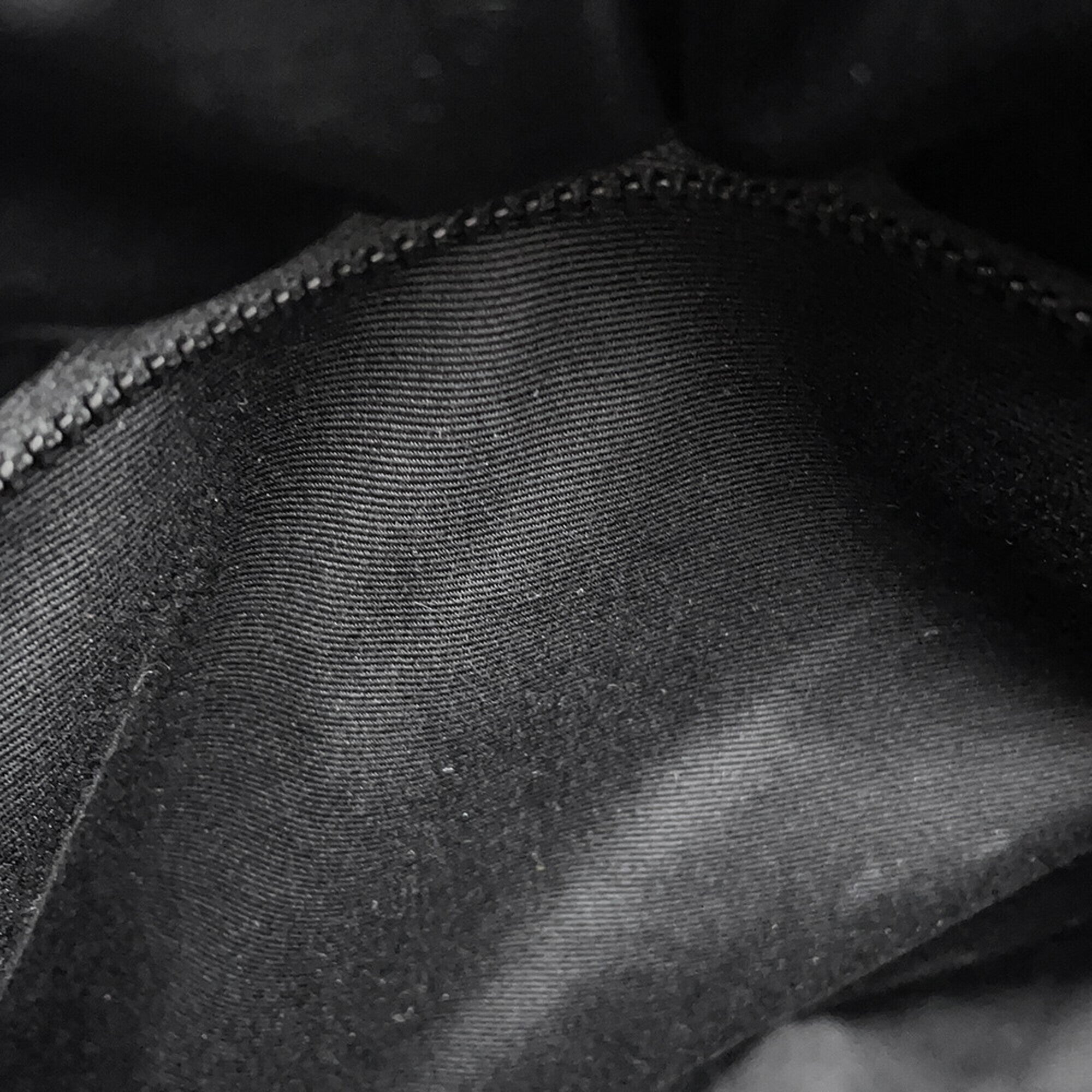 Yves Saint Laurent Black Nylon Handbag Tote Bag (Pre-Owned)