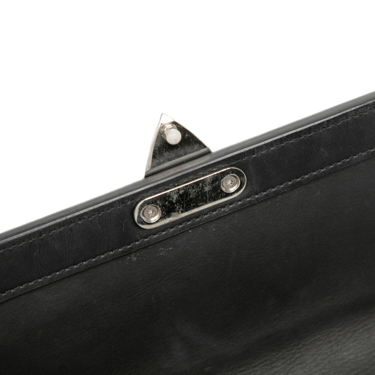 Louis Vuitton Black Leather Shoulder Bag (Pre-Owned)
