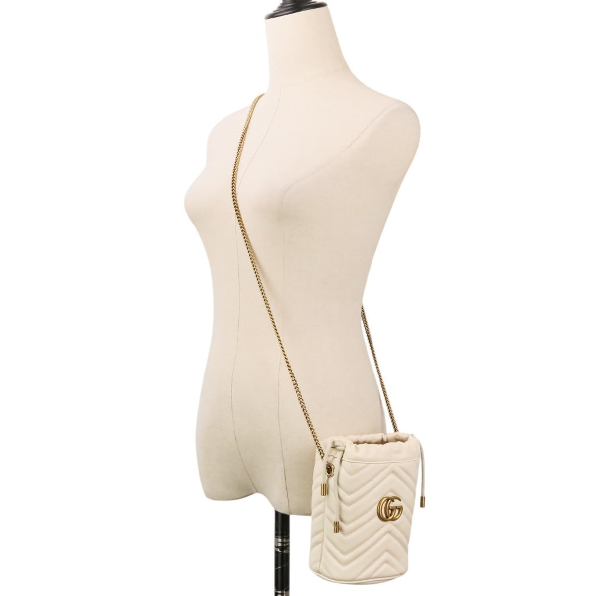 Gucci Gg Marmont Ivory Leather Shoulder Bag (Pre-Owned)