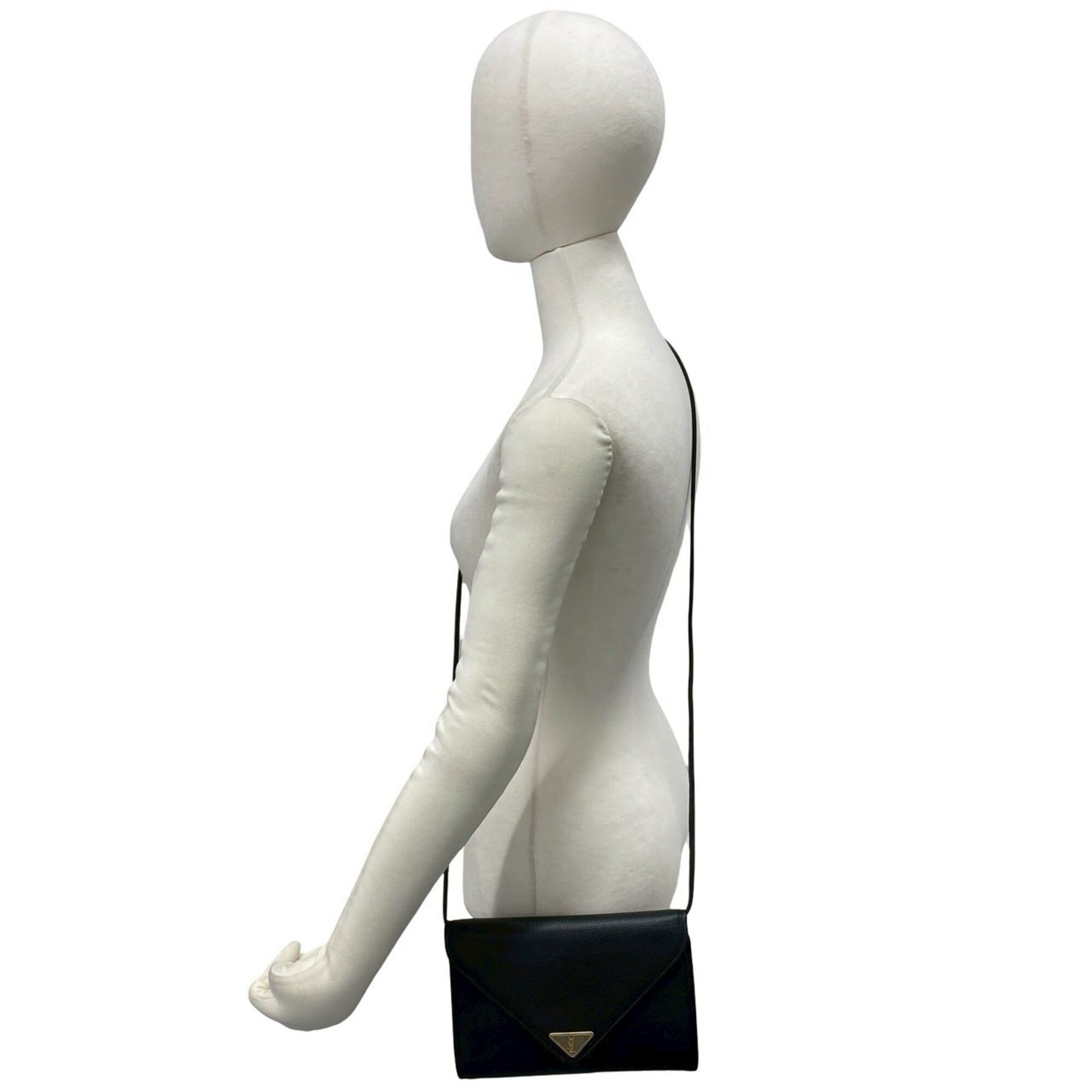 Yves Saint Laurent Black Leather Pochette Shoulder Bag (Pre-Owned)
