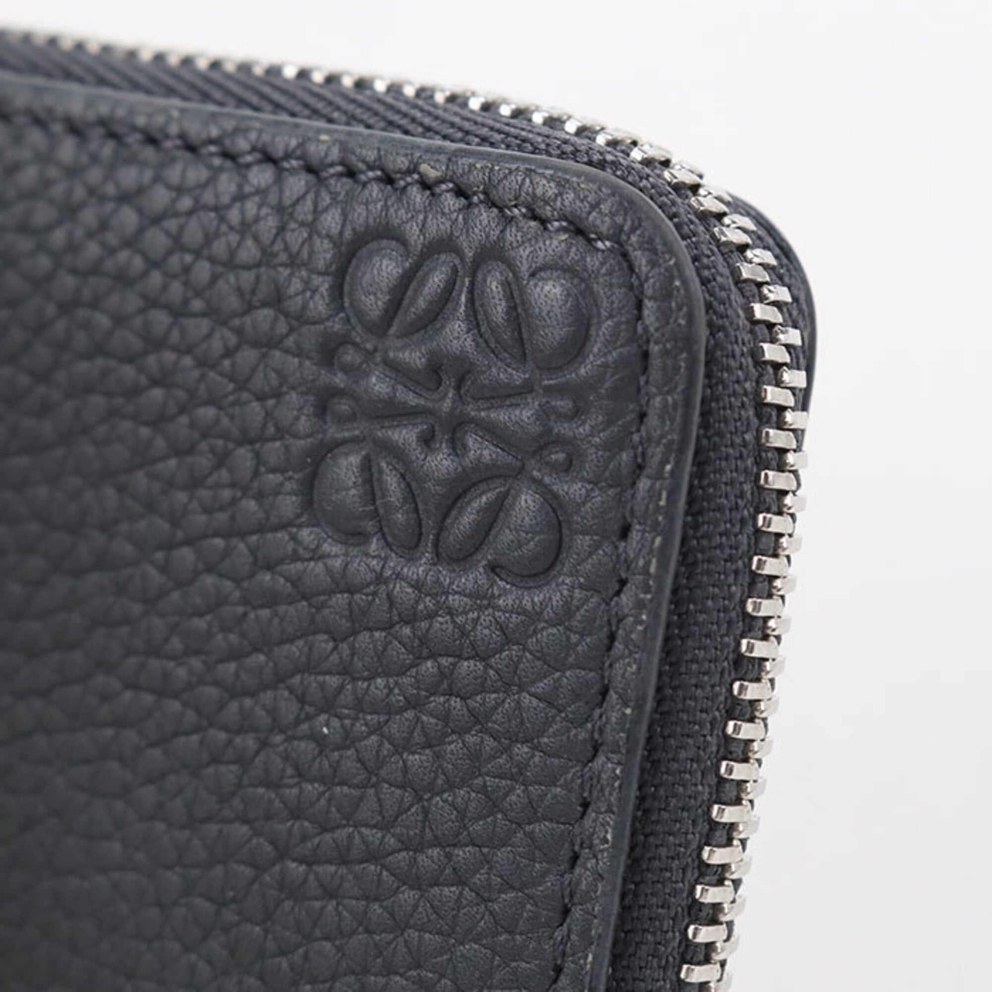 Loewe Gray Coin Purse/Coin Case (Pre-Owned)