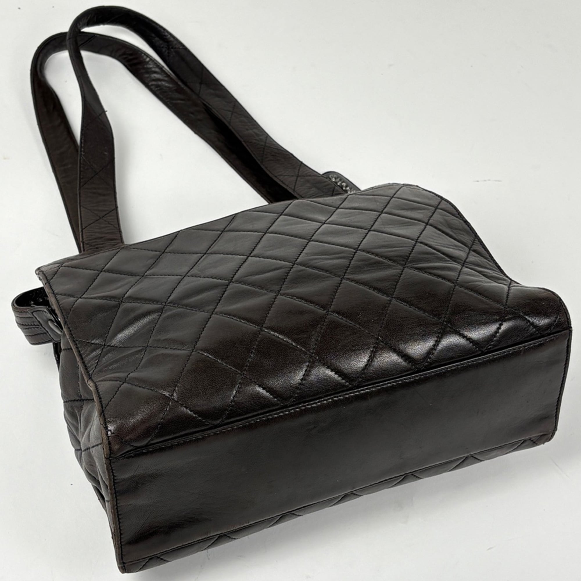 Chanel Matelasse Dark Brown Leather Shoulder Bag Tote Bag (Pre-Owned)