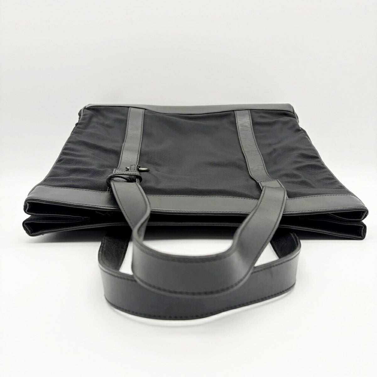 Gucci Black Nylon Leather Tote Bag (Pre-Owned)
