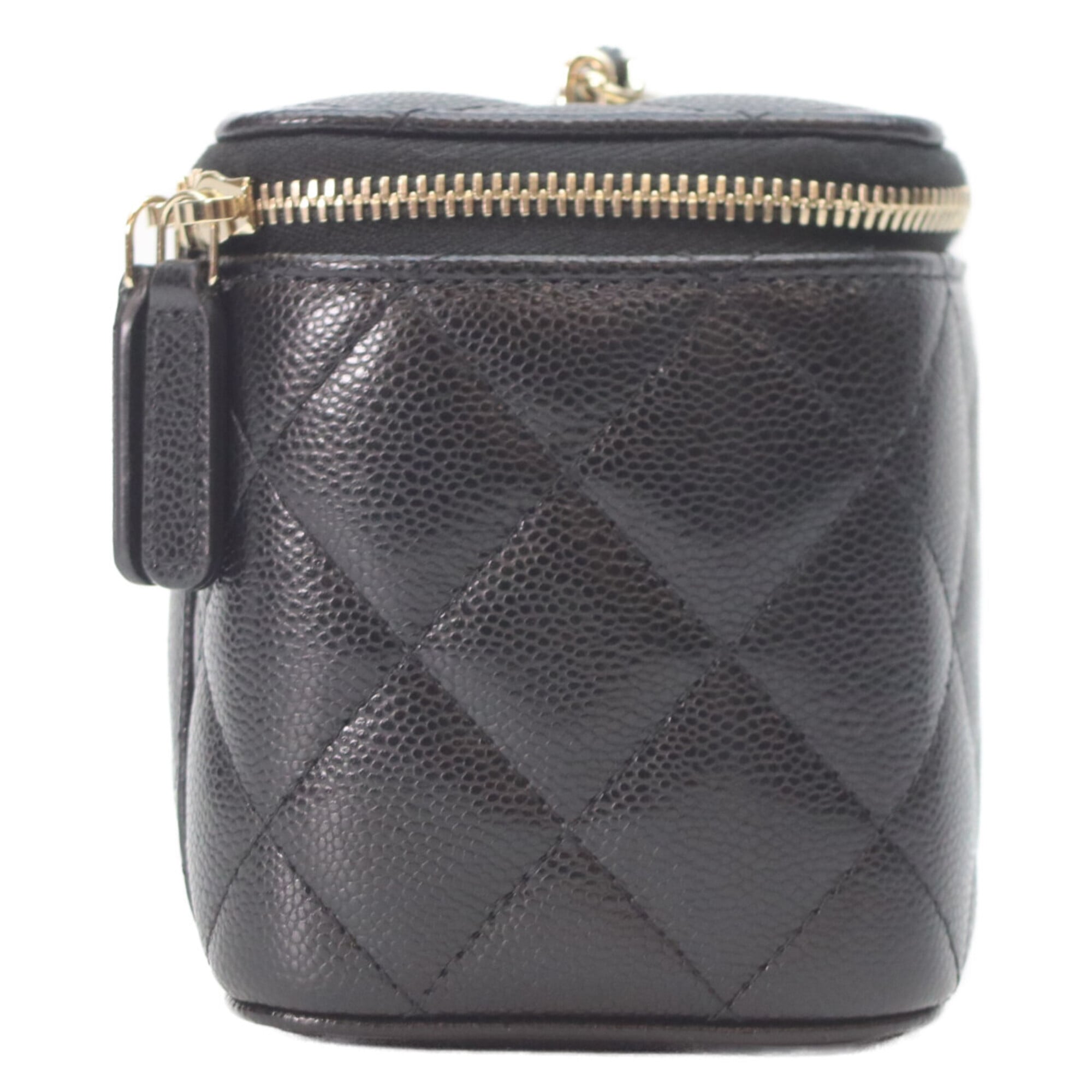 Chanel Black Grained Calfskin Shoulder Bag (Pre-Owned)