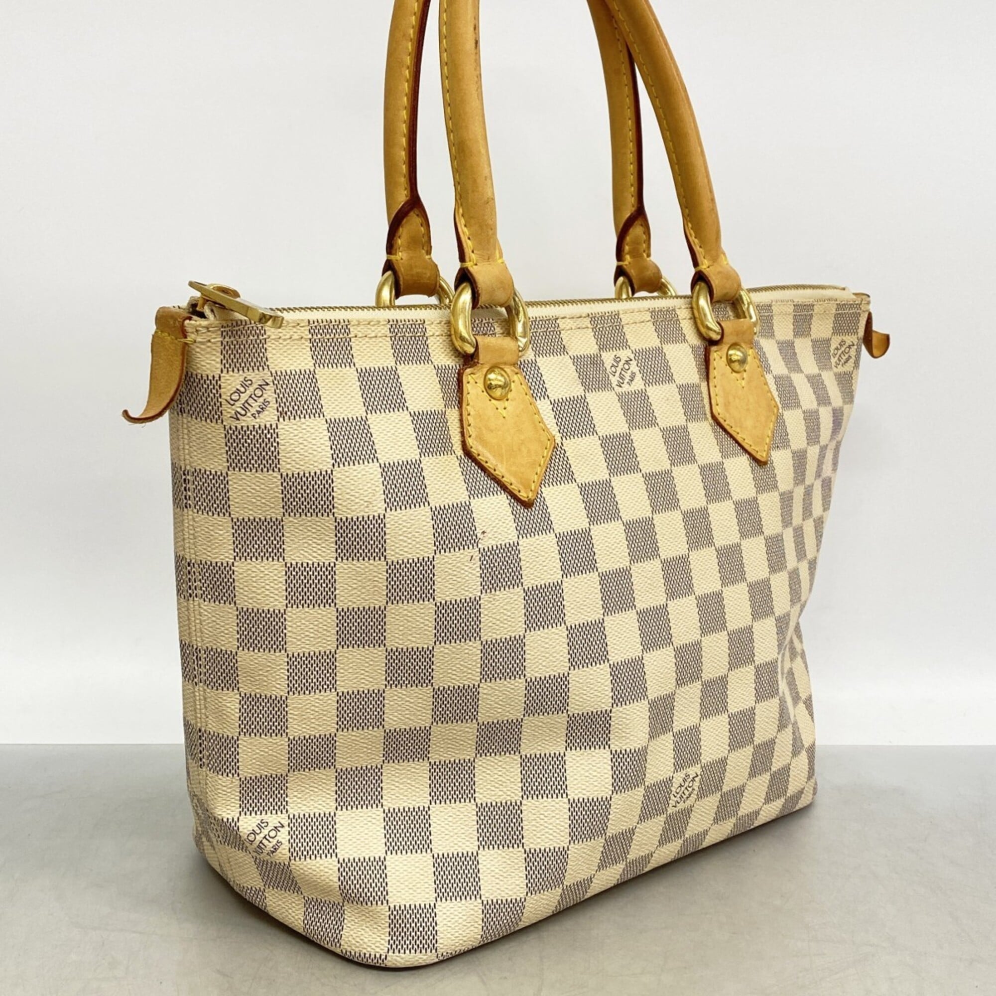 Louis Vuitton White Tote Bag (Pre-Owned)