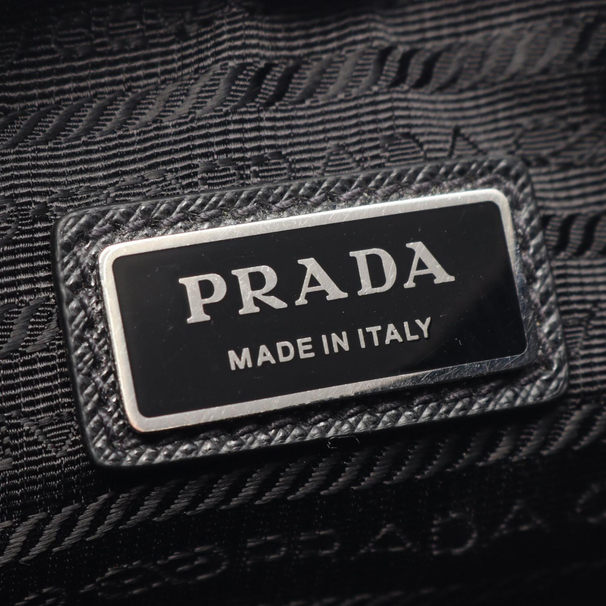 Prada Black Leather Handbag Pouch Shoulder Bag Weekend Bag (Pre-Owned)