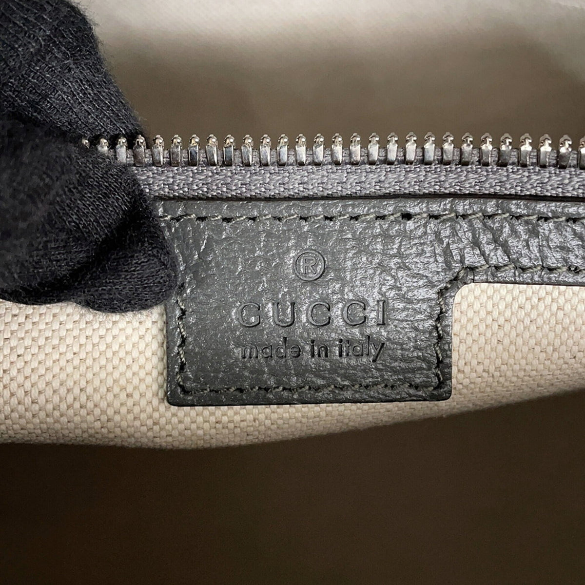 Gucci Gray Gg Supreme Leather Boston Bag Handbag (Pre-Owned)
