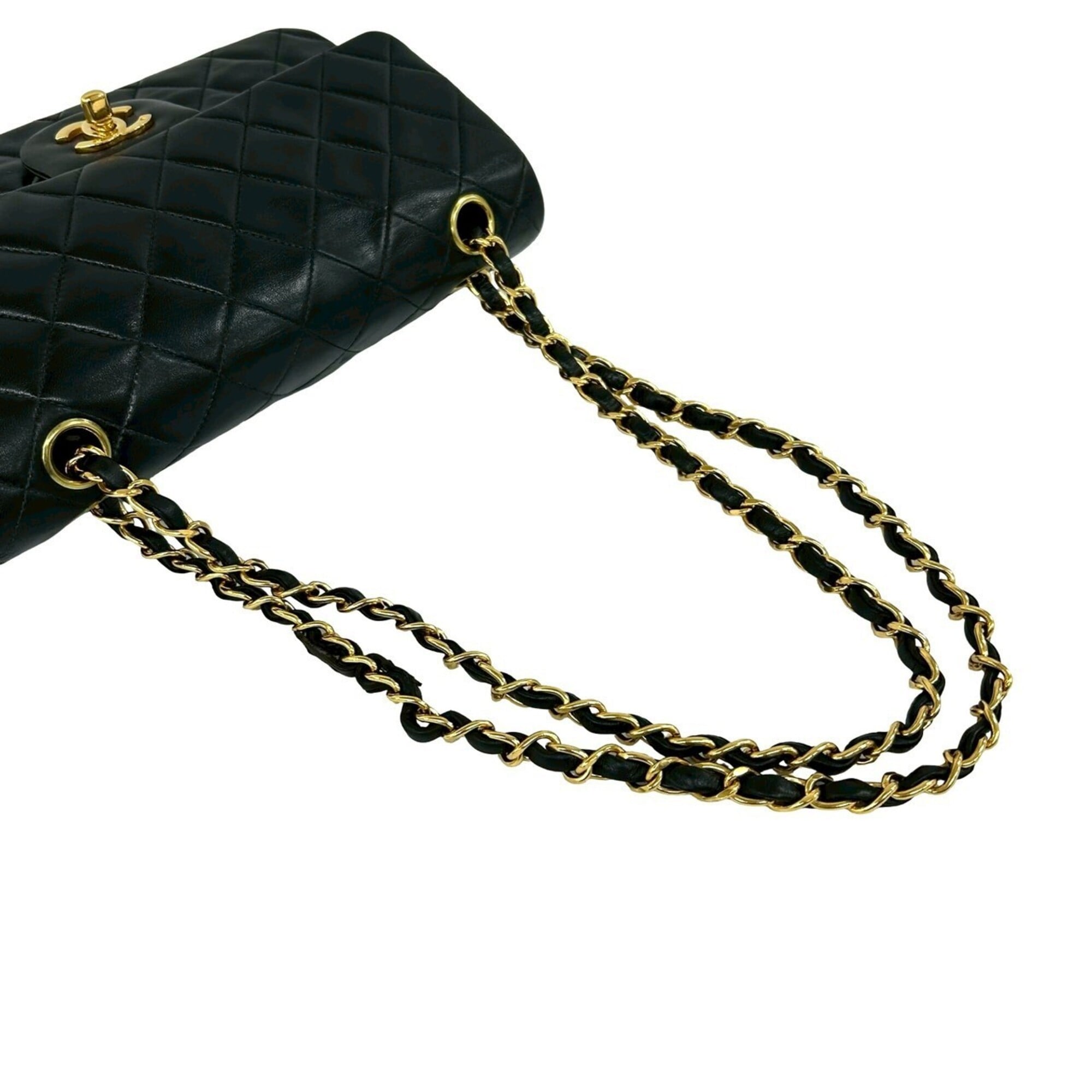 Chanel Black Leather Shoulder Bag (Pre-Owned)
