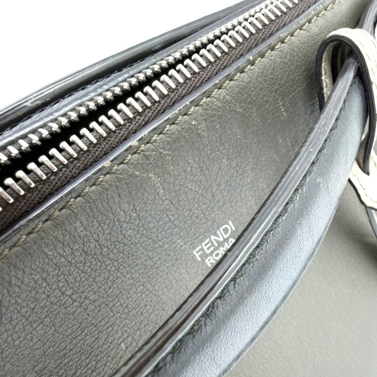 Fendi Black Gray Leather Handbag Shoulder Bag (Pre-Owned)