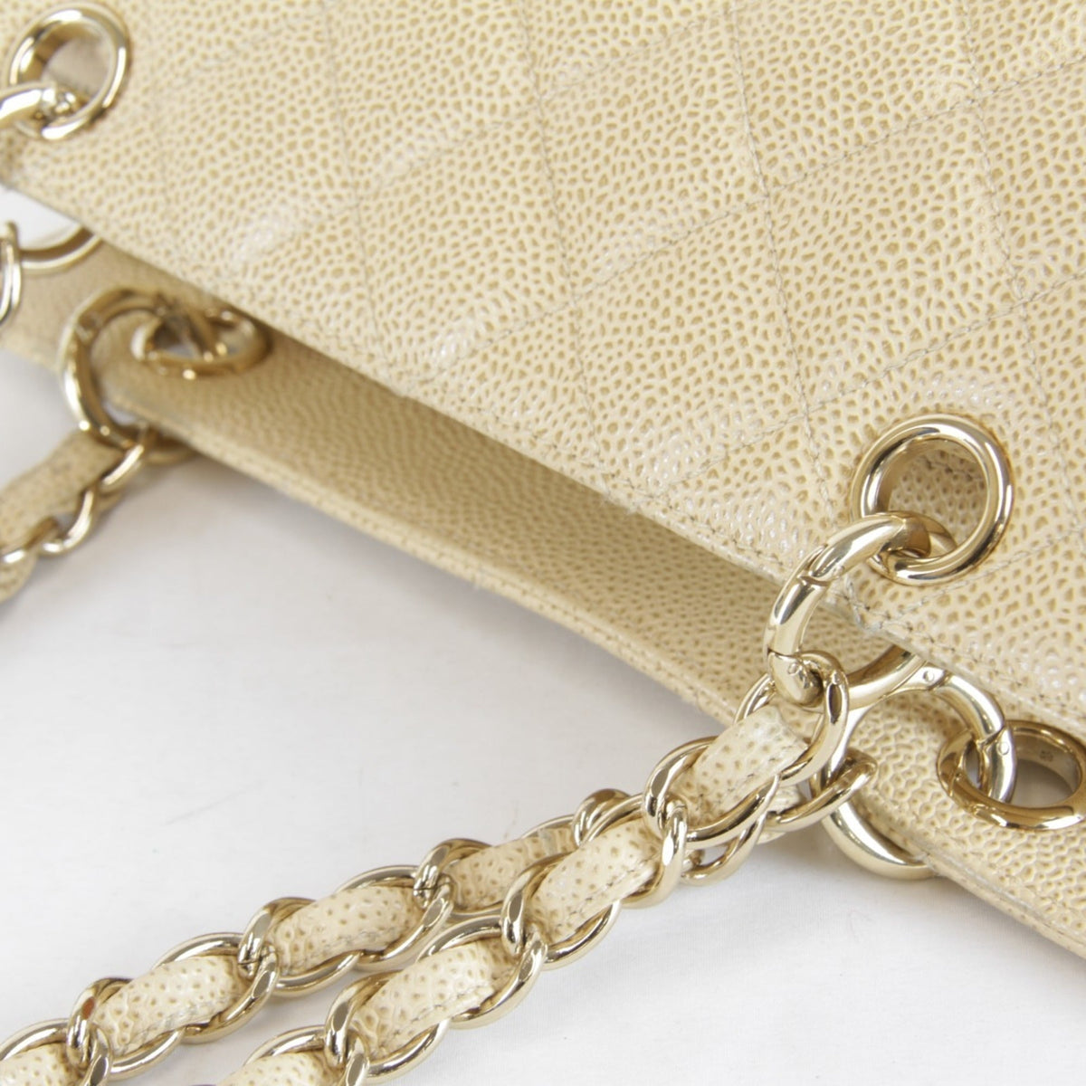 Chanel Beige Leather Shoulder Bag (Pre-Owned)