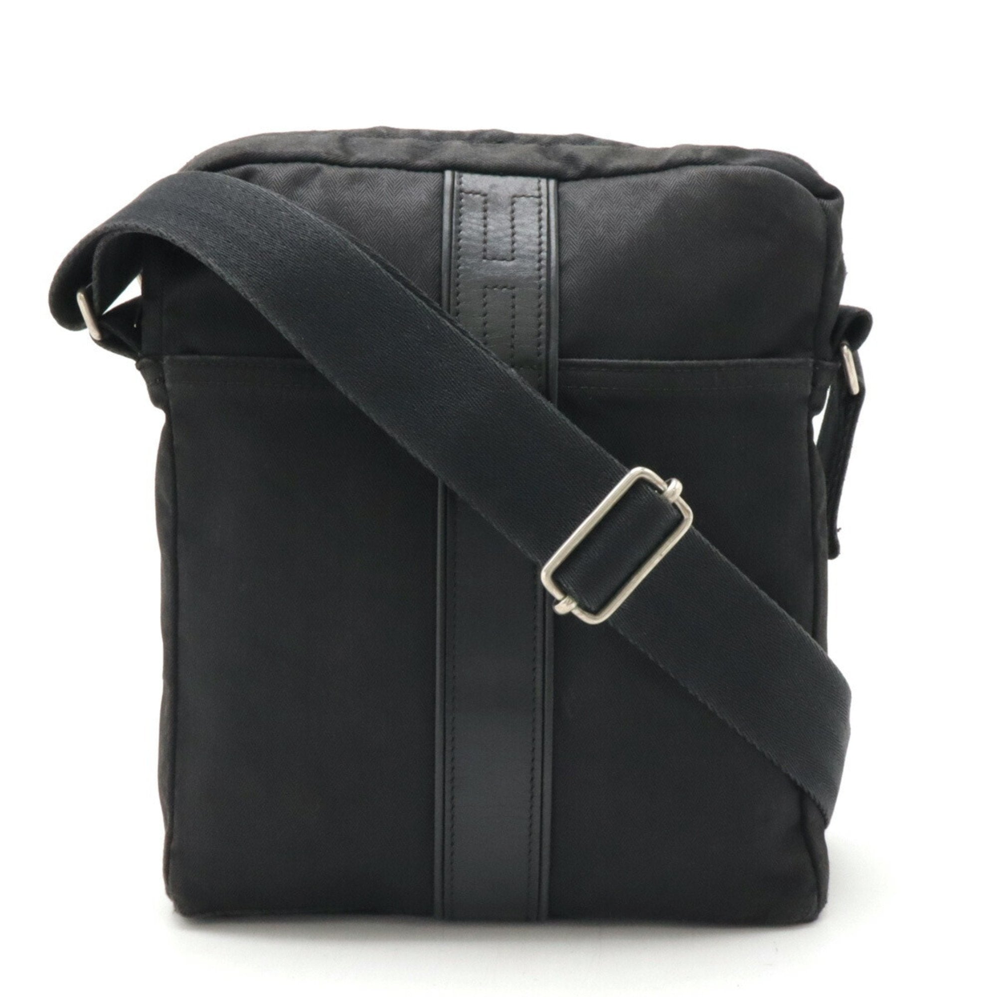 Hermes Acapulco Black Toile Chevron Leather Pochette Shoulder Bag (Pre-Owned)