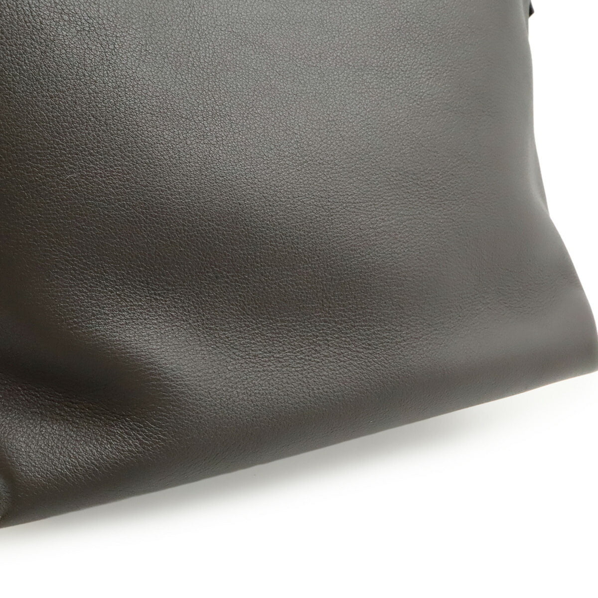 Loewe Charcoal Gray Leather Shoulder Bag (Pre-Owned)