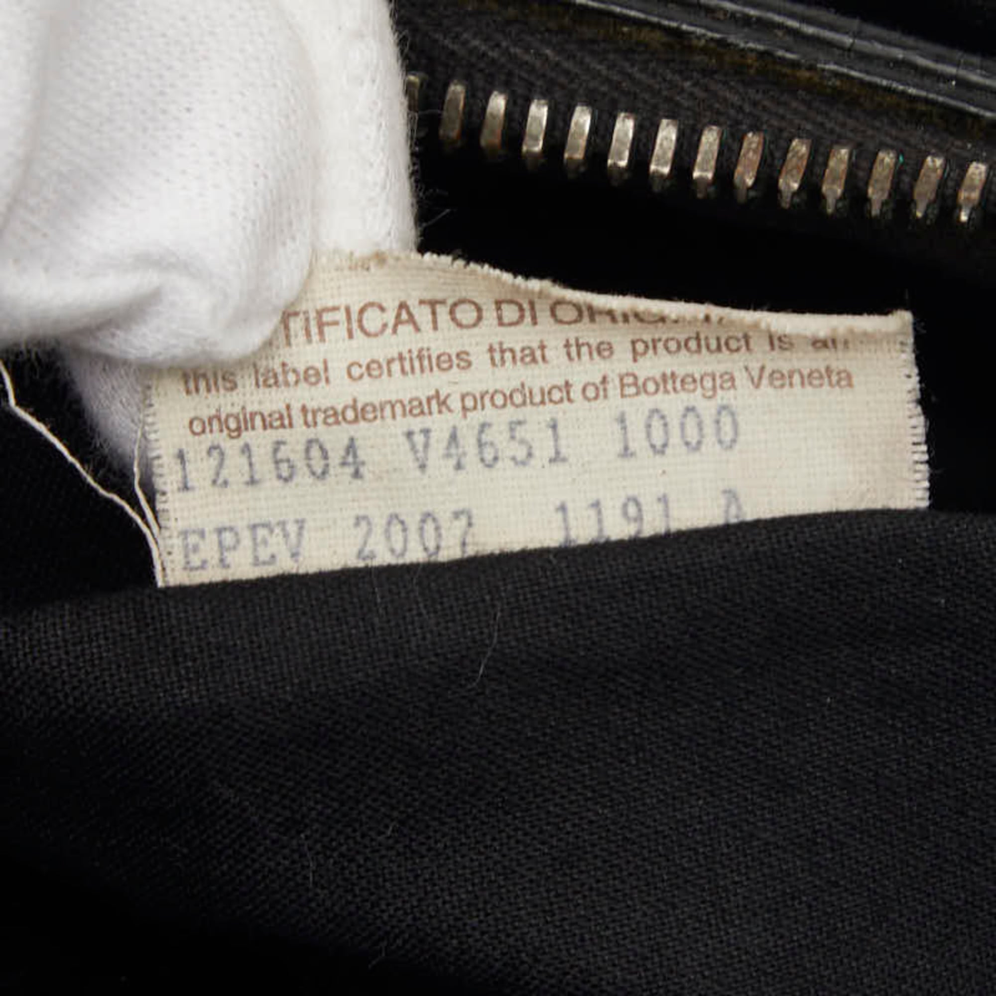 Bottega Veneta Black Leather Sling Bag (Pre-Owned)