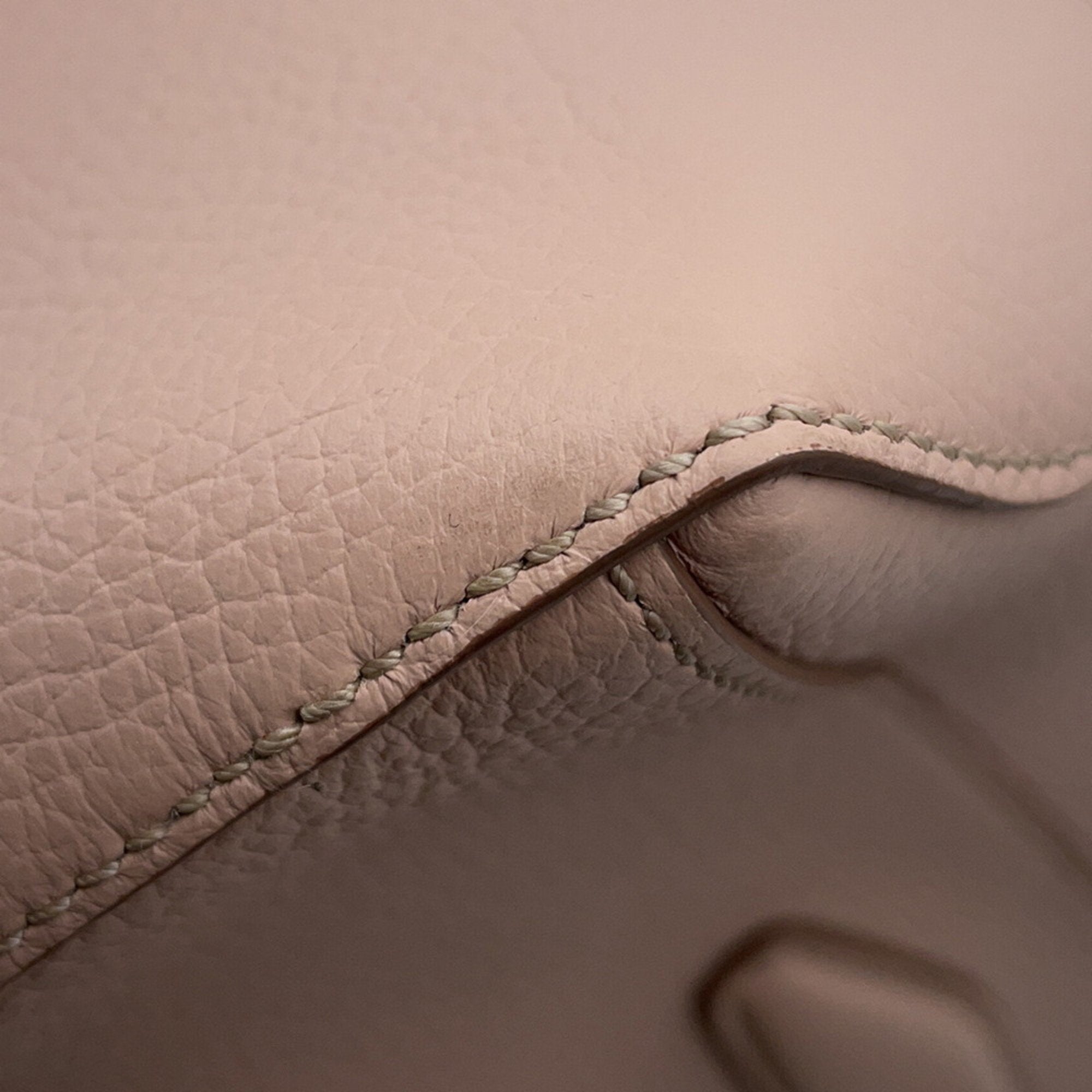 Tod's Light Pink Leather Tote Bag (Pre-Owned)