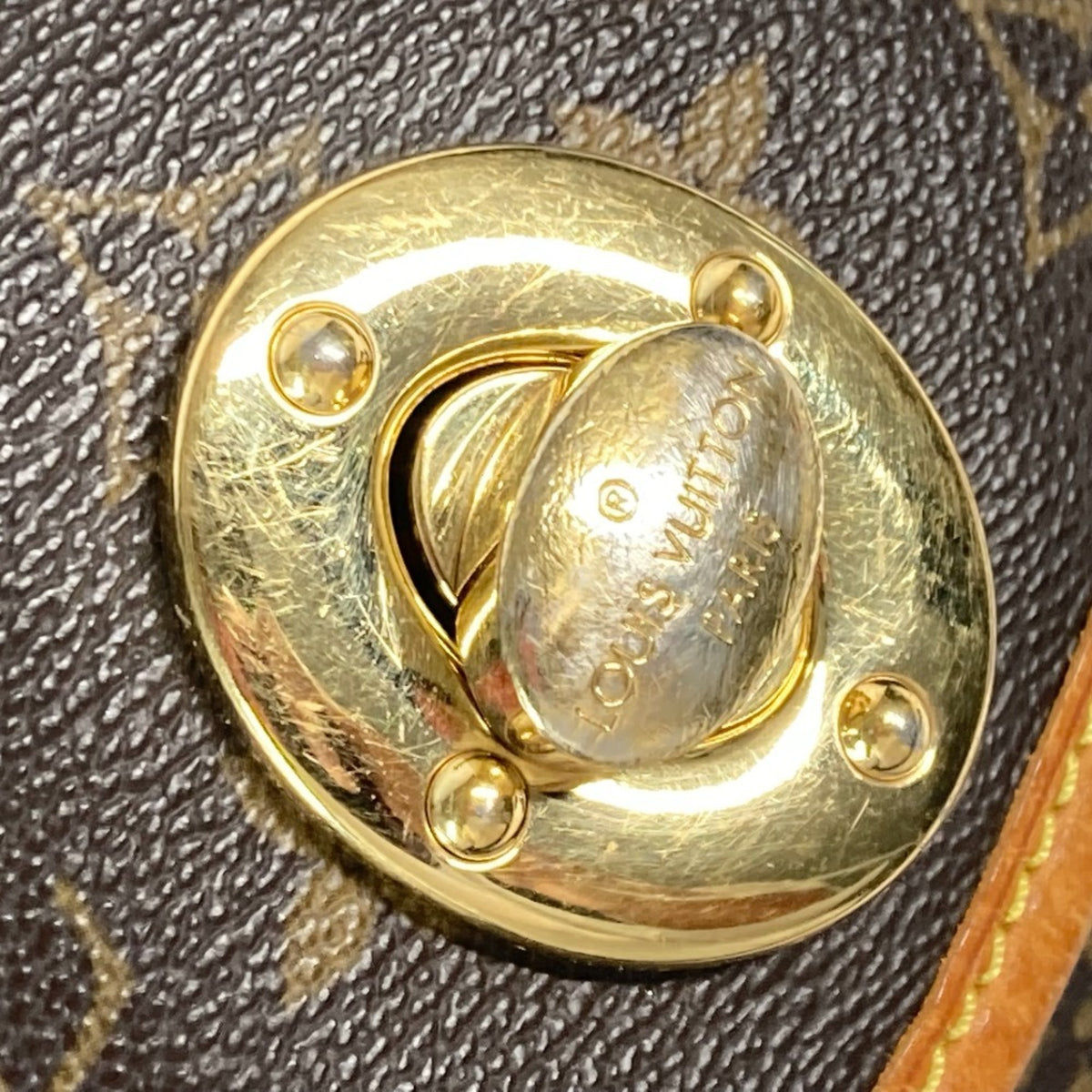 Louis Vuitton Brown Monogram Shoulder Bag (Pre-Owned)