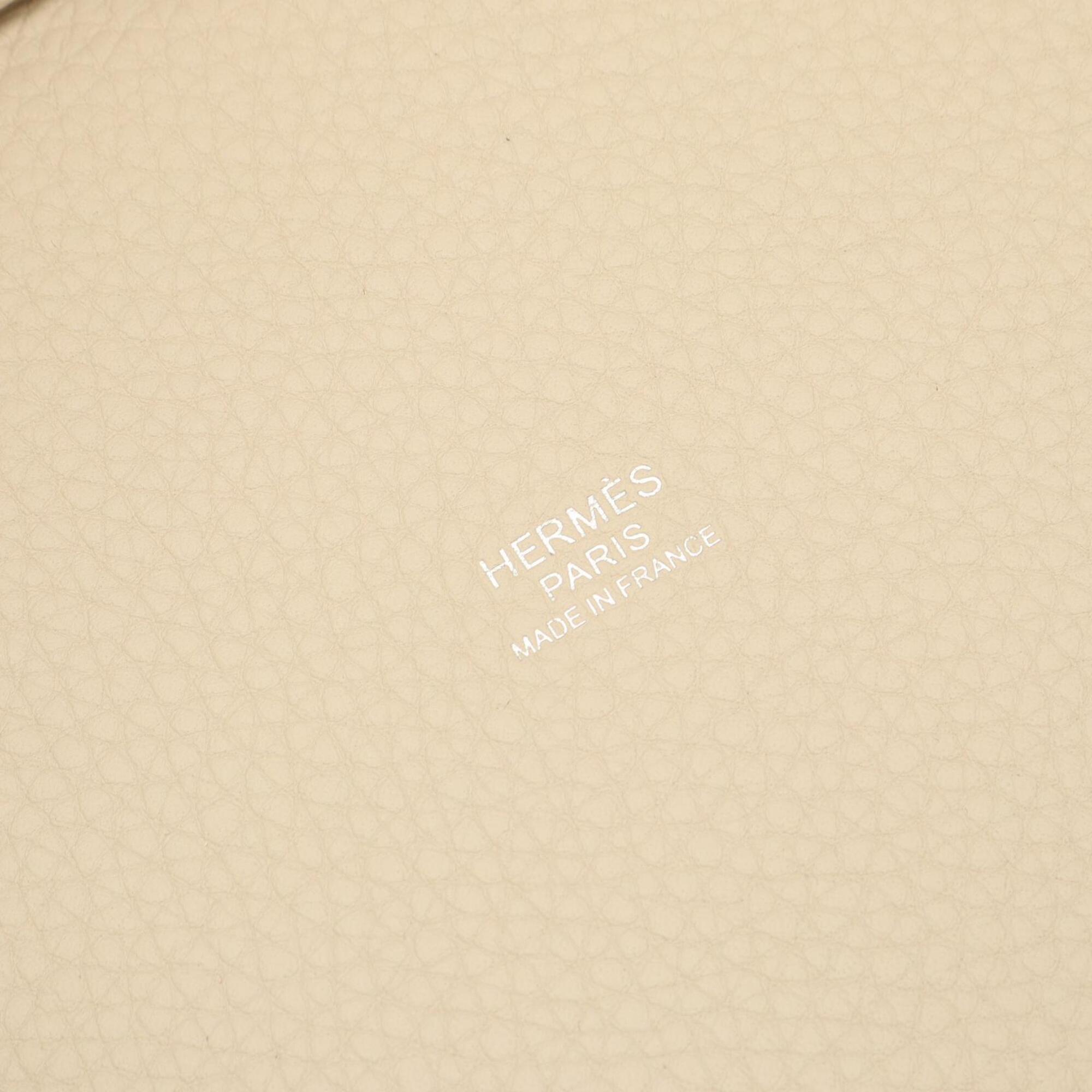Hermes White Leather Taurillon Clemence Leather Handbag (Pre-Owned)