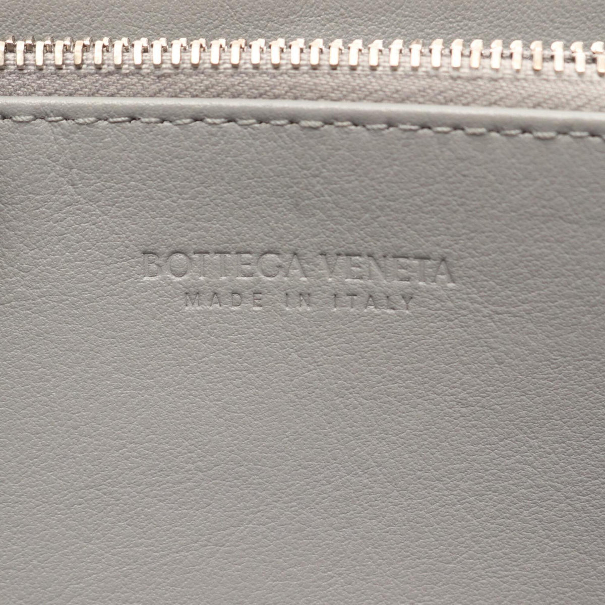 Bottega Veneta Gray Intrecciato Long Wallet (Bi-Fold) (Pre-Owned)