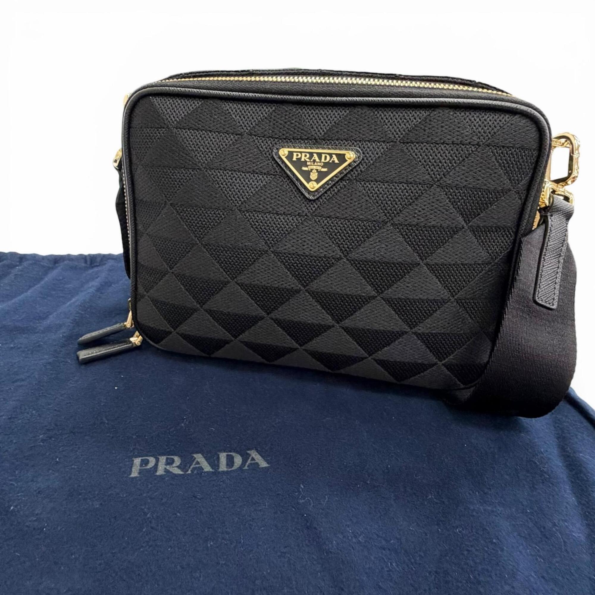 Prada Black Leather Shoulder Bag (Pre-Owned)