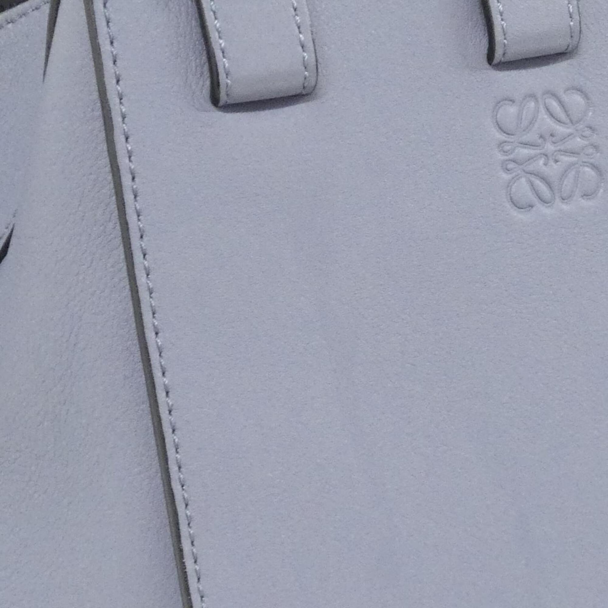 Loewe Blue Leather Shoulder Bag (Pre-Owned)