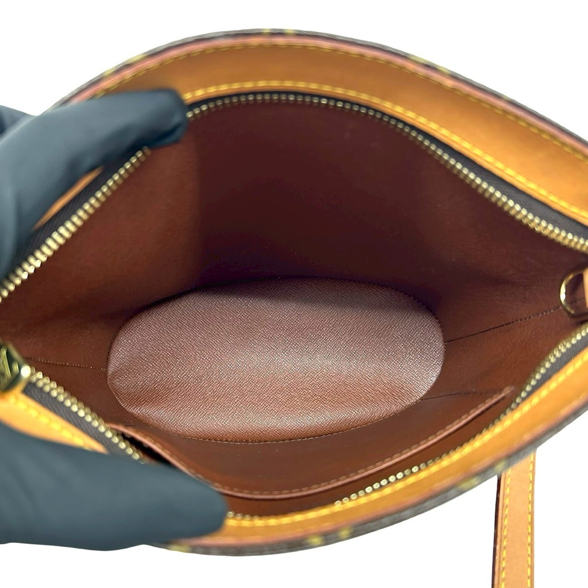 Louis Vuitton Brown Pvc Leather Pochette Shoulder Bag (Pre-Owned)