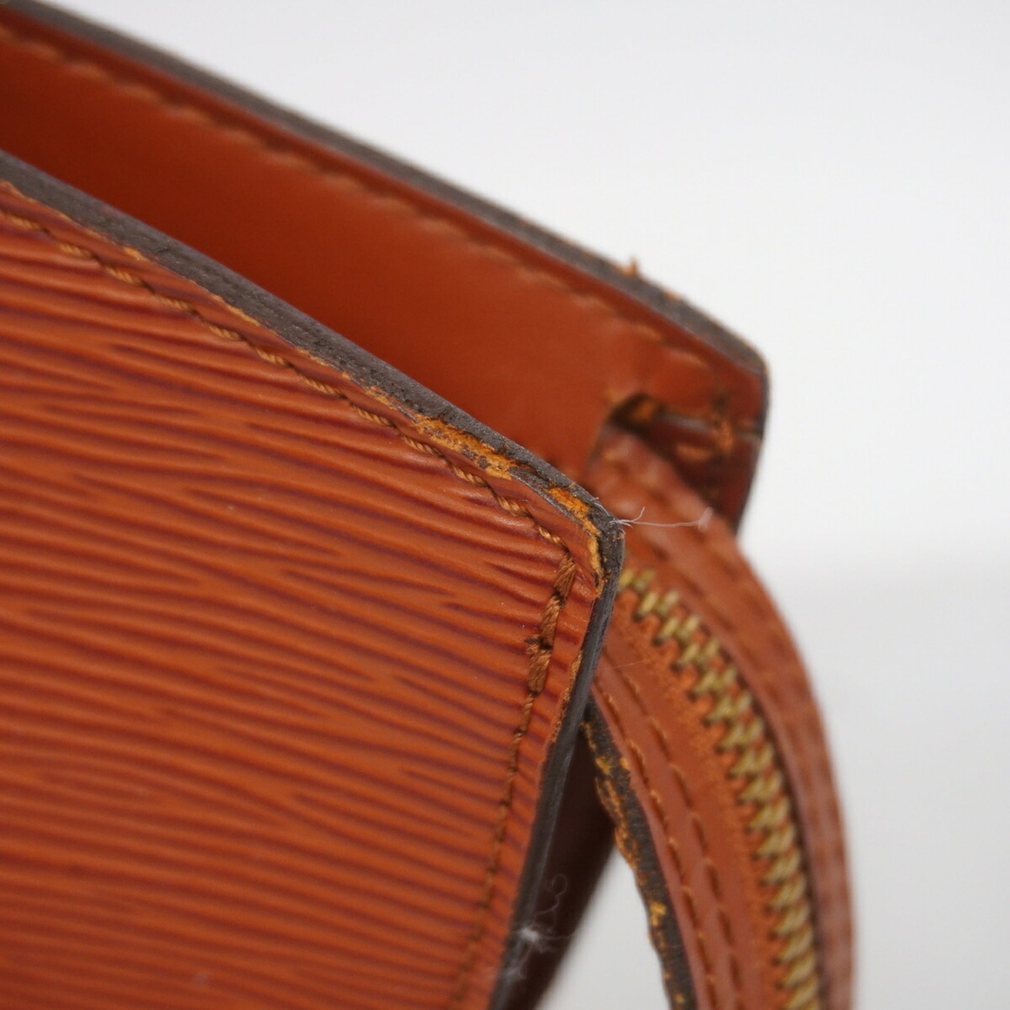 Louis Vuitton Kenyan Brown Handbag (Pre-Owned)