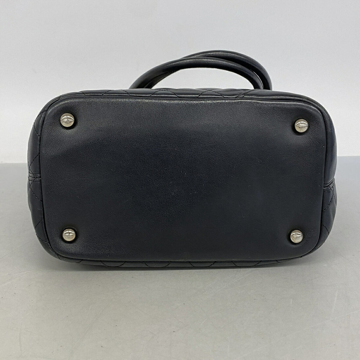 Chanel Black Leather Tote Bag (Pre-Owned)