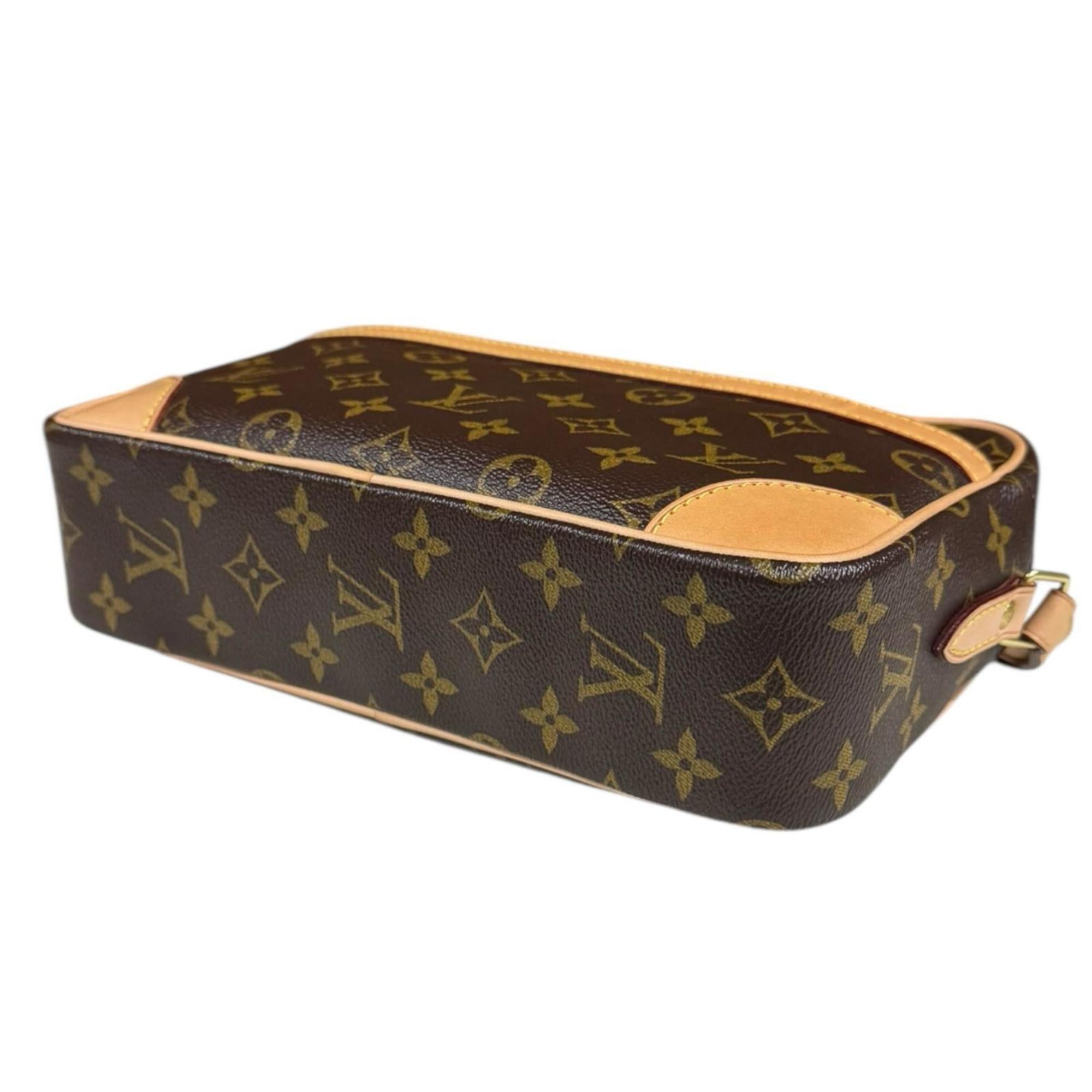 Louis Vuitton Brown Monogram Shoulder Bag (Pre-Owned)