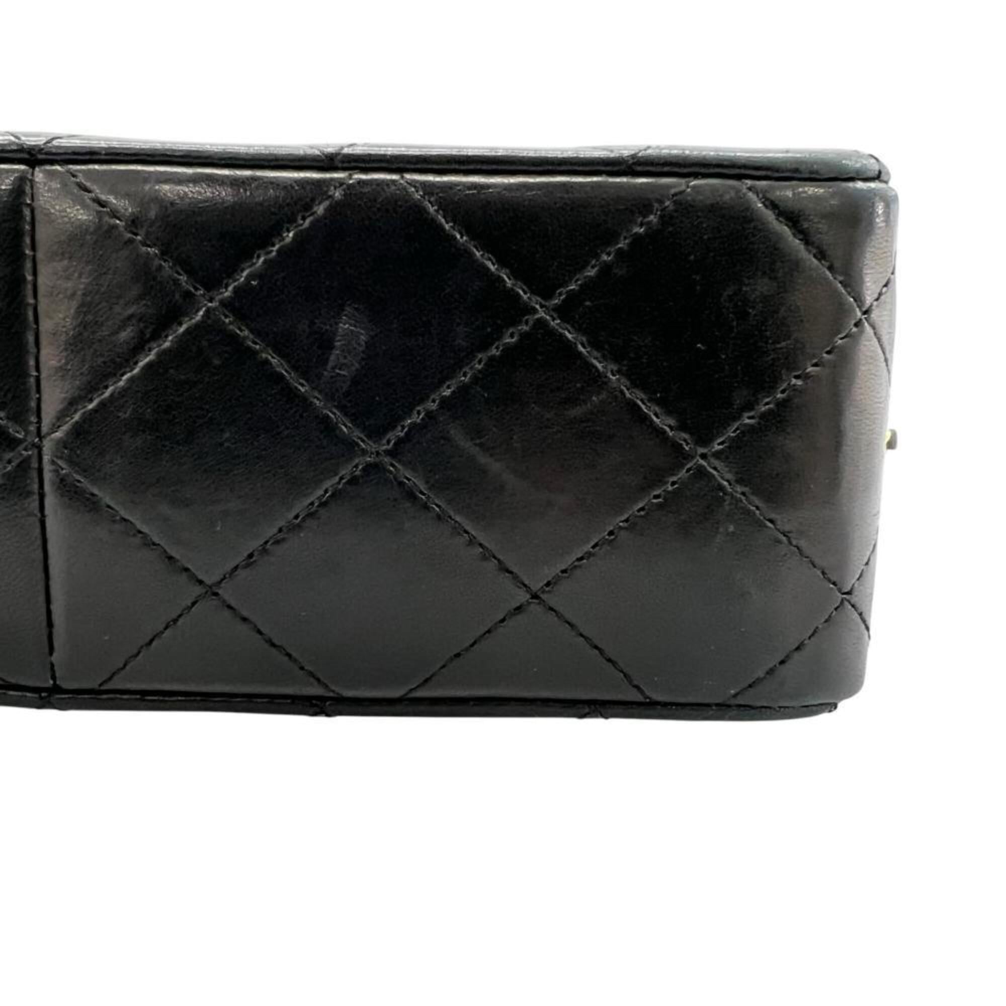 Chanel Black Leather Shoulder Bag (Pre-Owned)