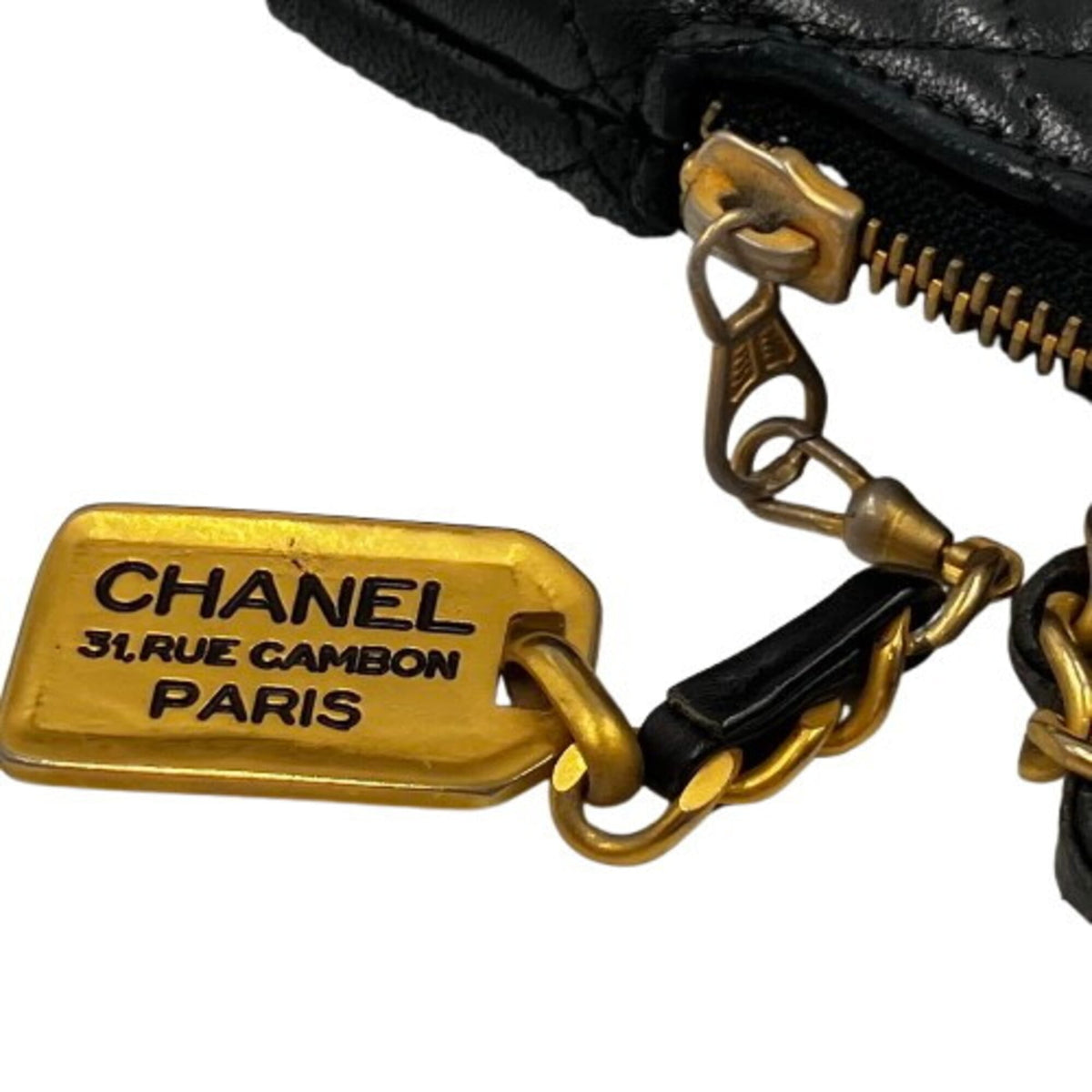 Chanel Matelasse Black Leather Shoulder Bag (Pre-Owned)