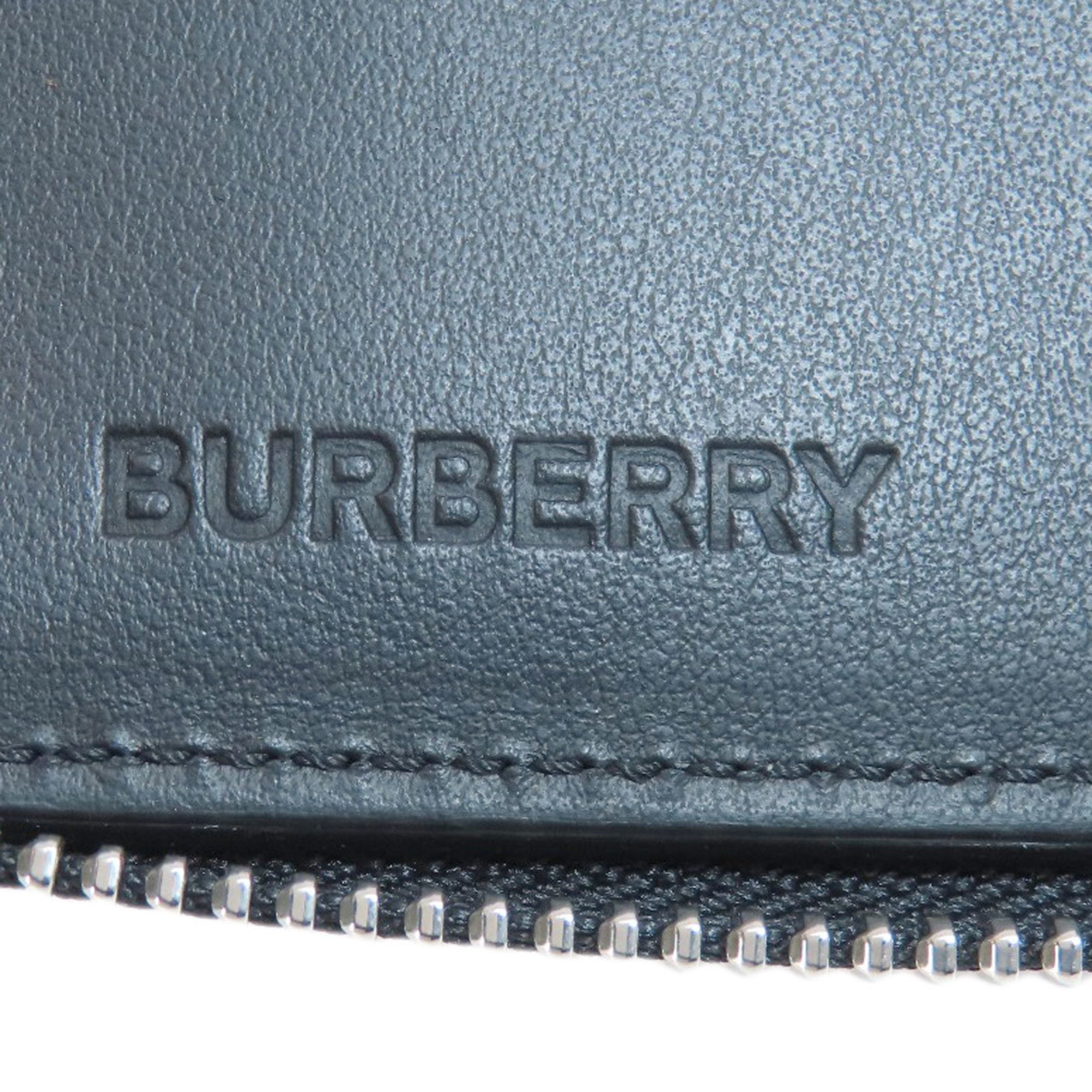Burberry Green Pvc Long Wallet (Bi-Fold) (Pre-Owned)