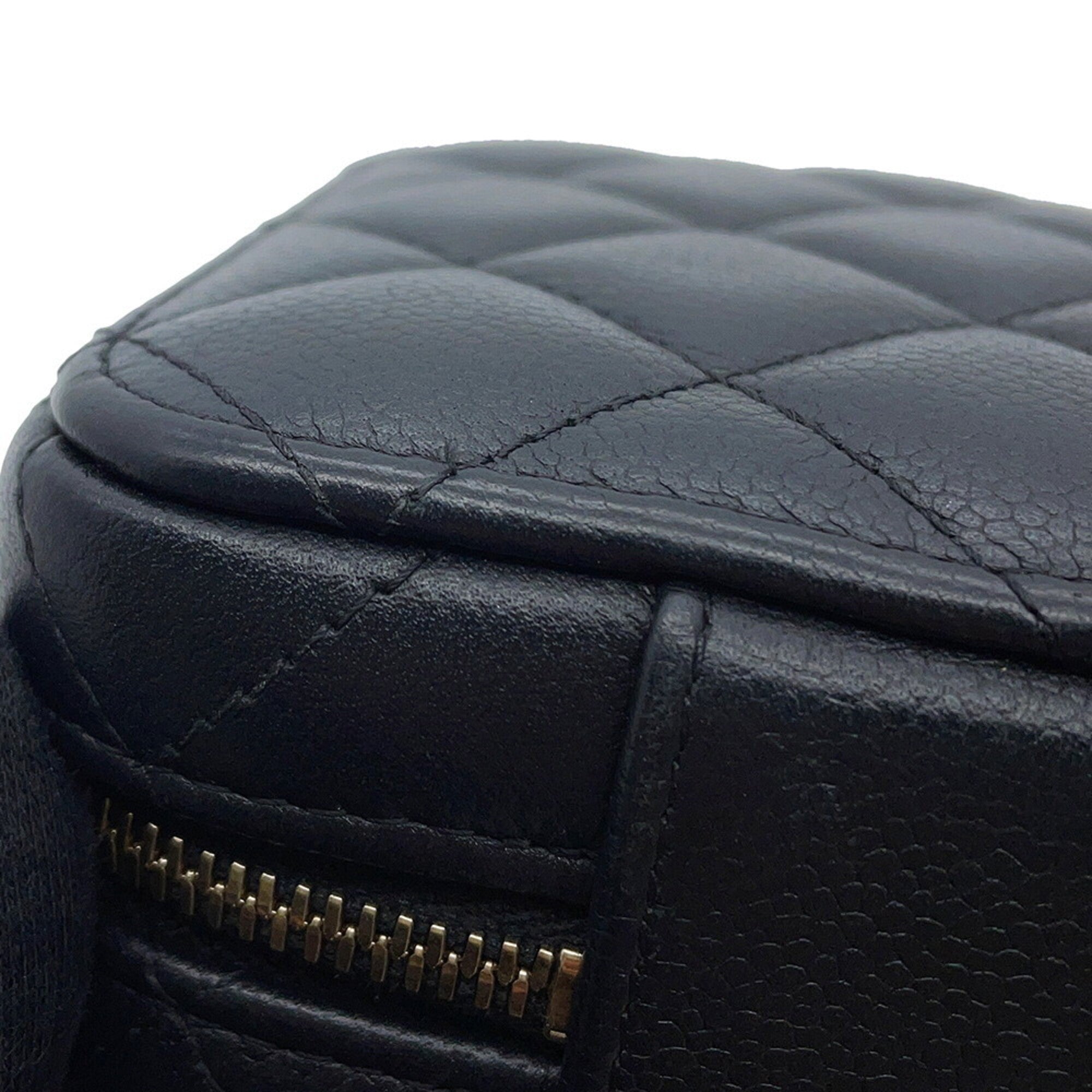 Chanel Matelasse Black Grained Calfskin Handbag Shoulder Bag (Pre-Owned)