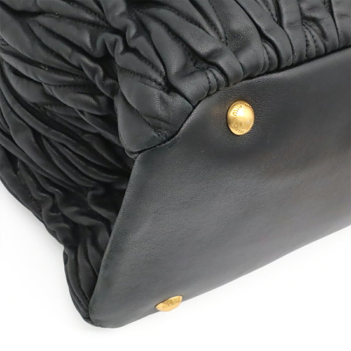 Miu Miu Black Leather Handbag Shoulder Bag (Pre-Owned)