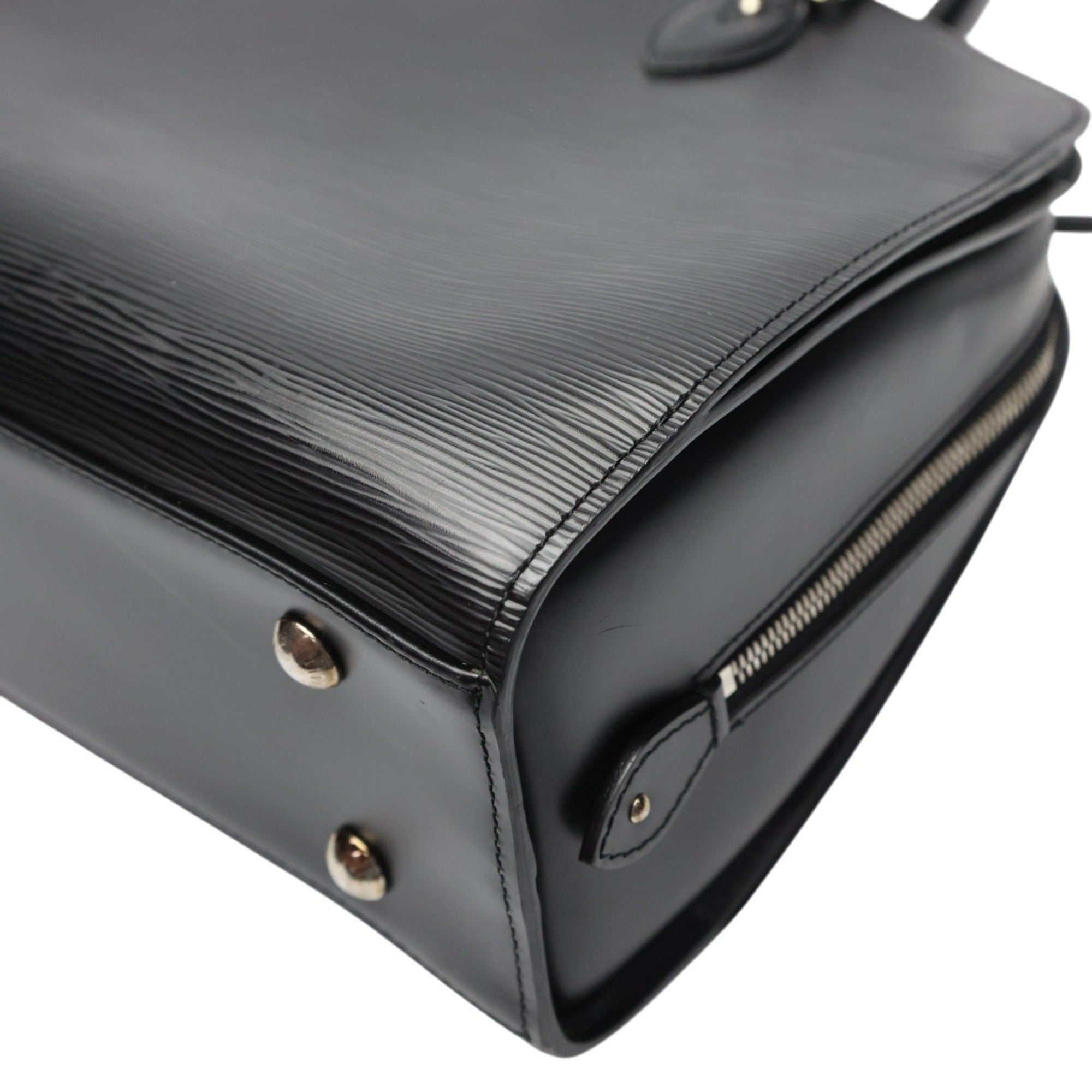 Louis Vuitton Black Noir Epi Leather Handbag (Pre-Owned)