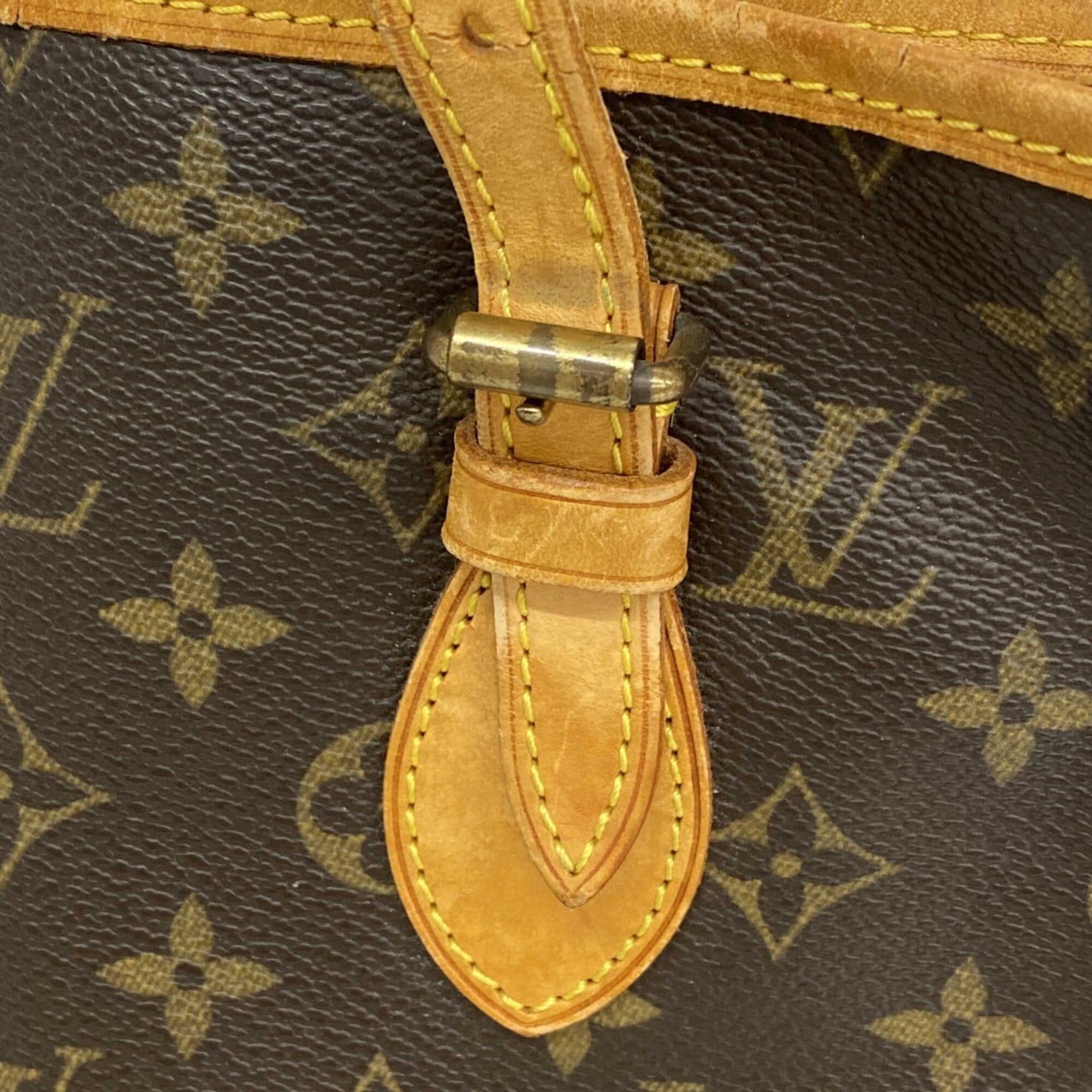 Louis Vuitton Brown Tote Bag (Pre-Owned)