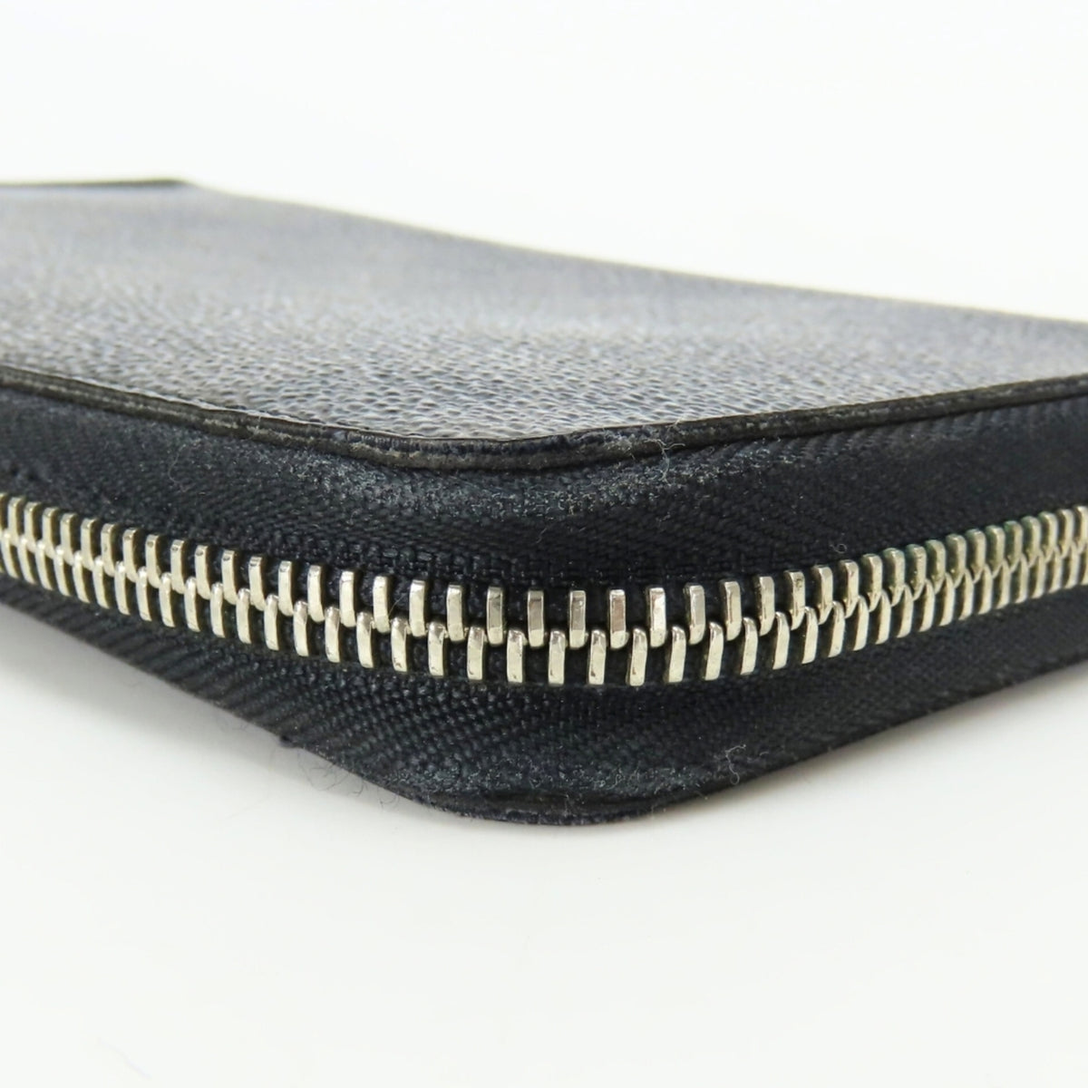 Louis Vuitton Black Gray Damier Graphite Leather Long Wallet (Bi-Fold) (Pre-Owned)