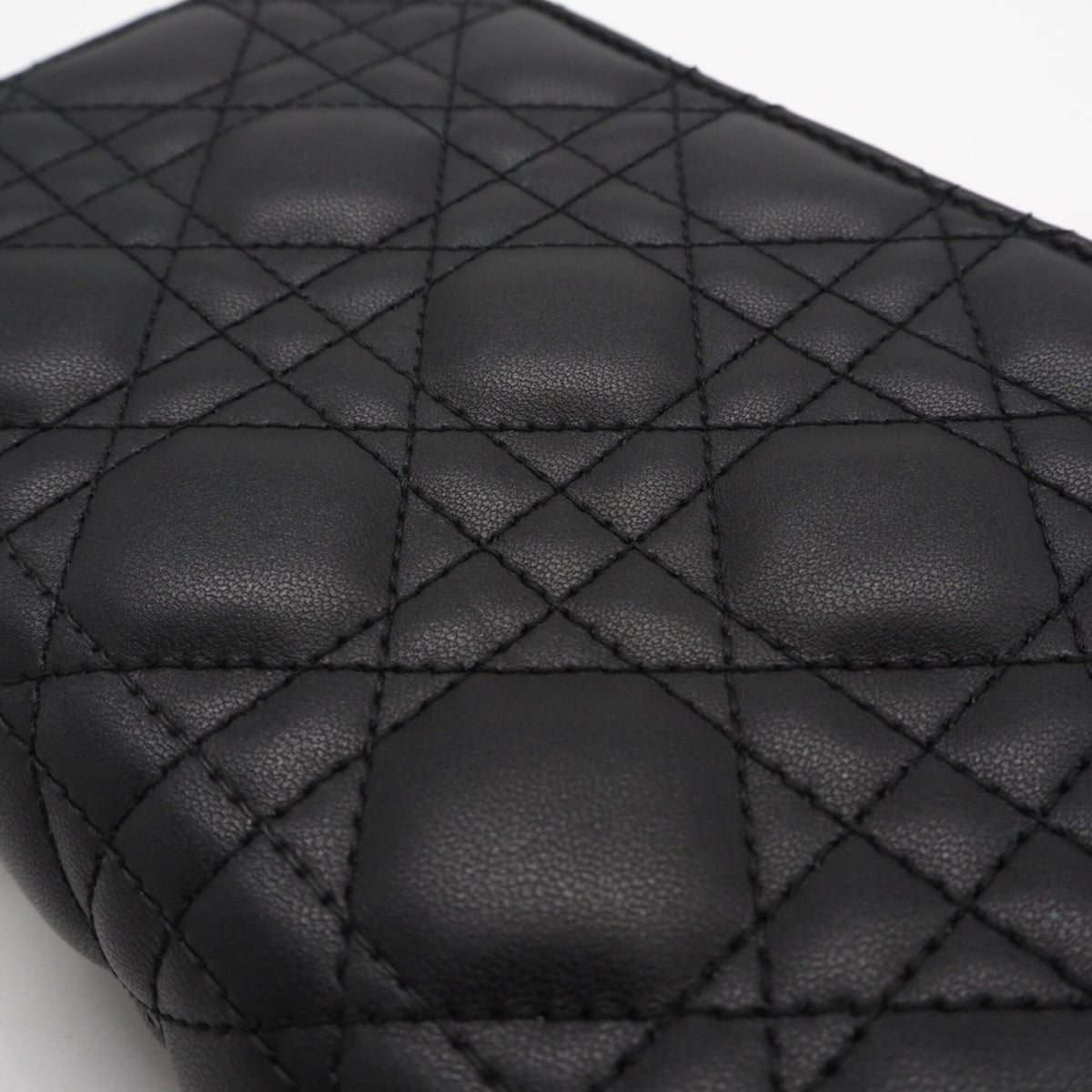 Christian Dior Black Leather Shoulder Bag (Pre-Owned)