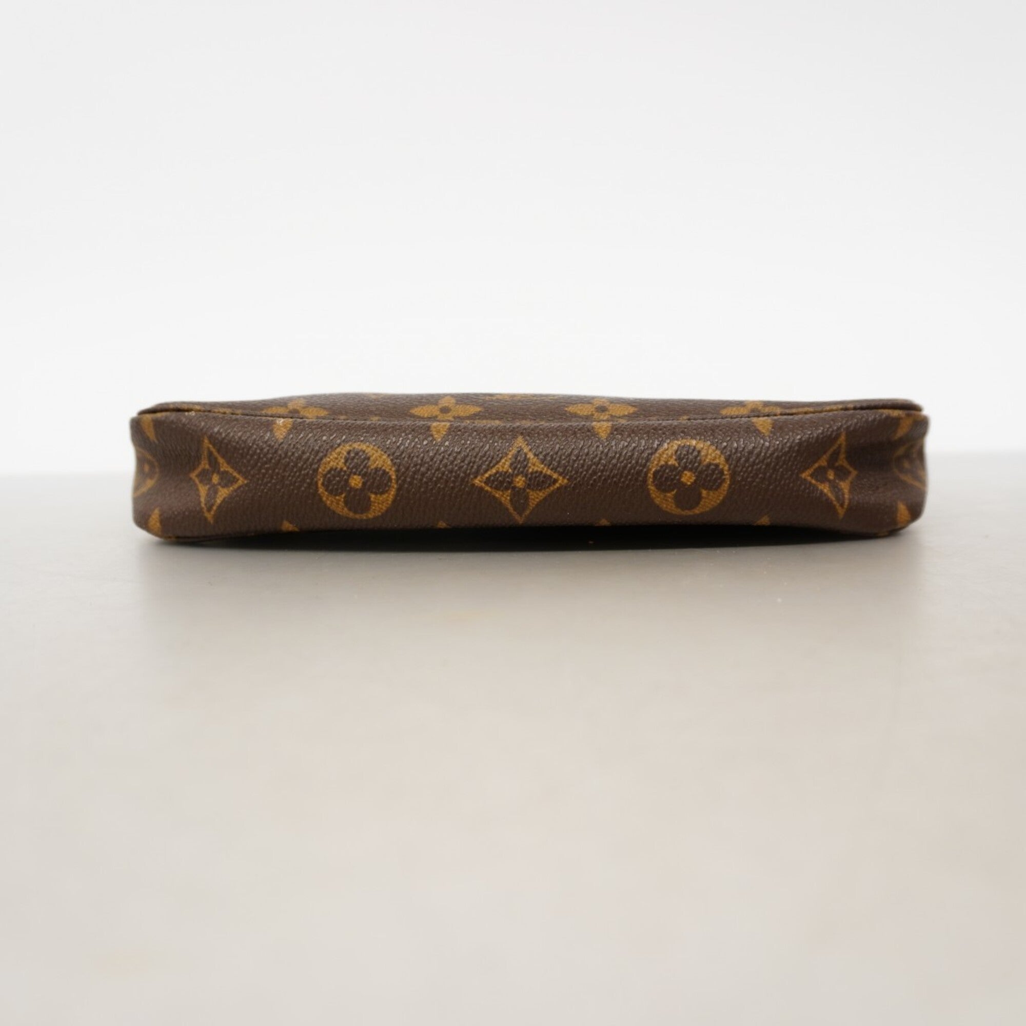 Louis Vuitton Brown Pouch (Pre-Owned)