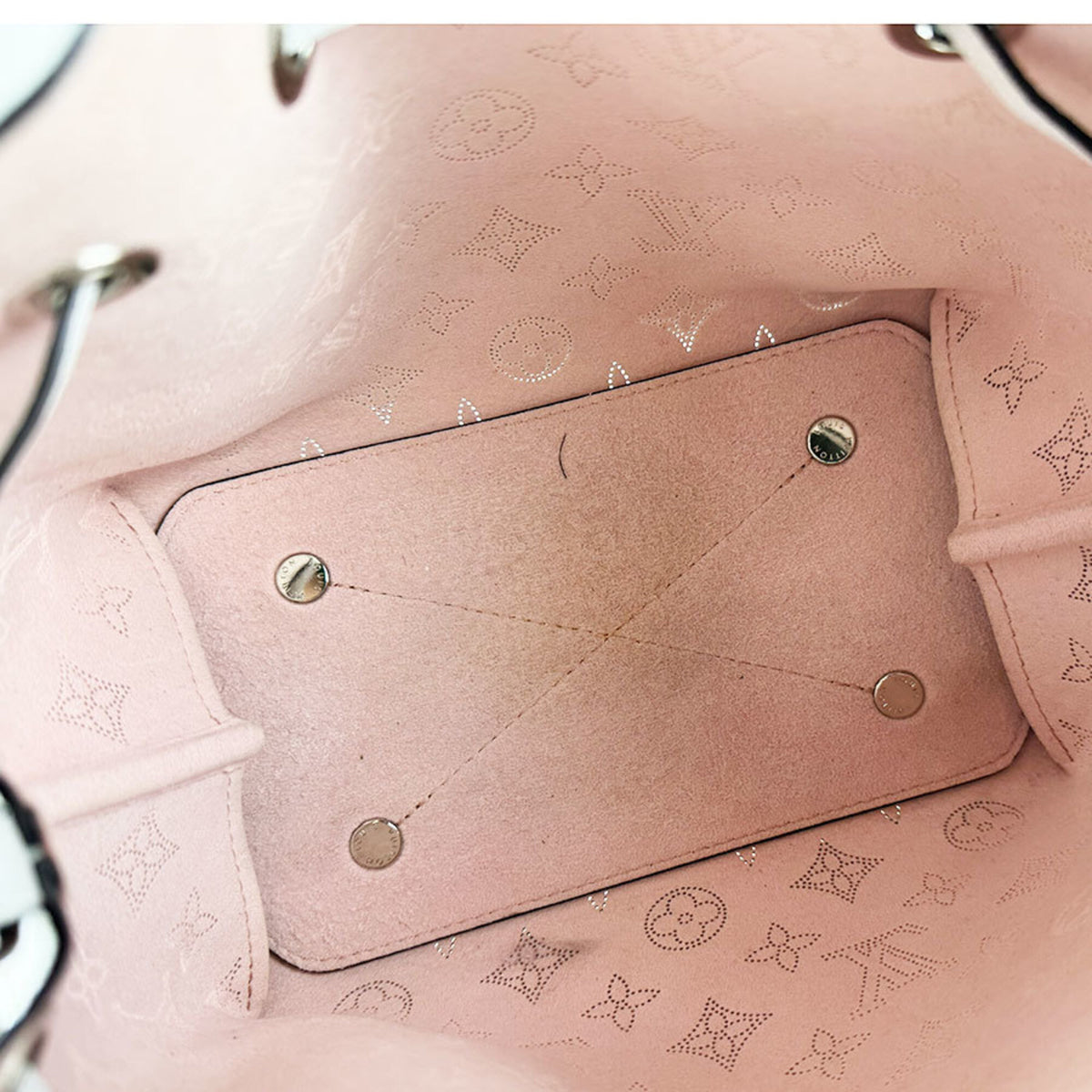 Louis Vuitton Pink White Mahina Leather Handbag Shoulder Bag (Pre-Owned)