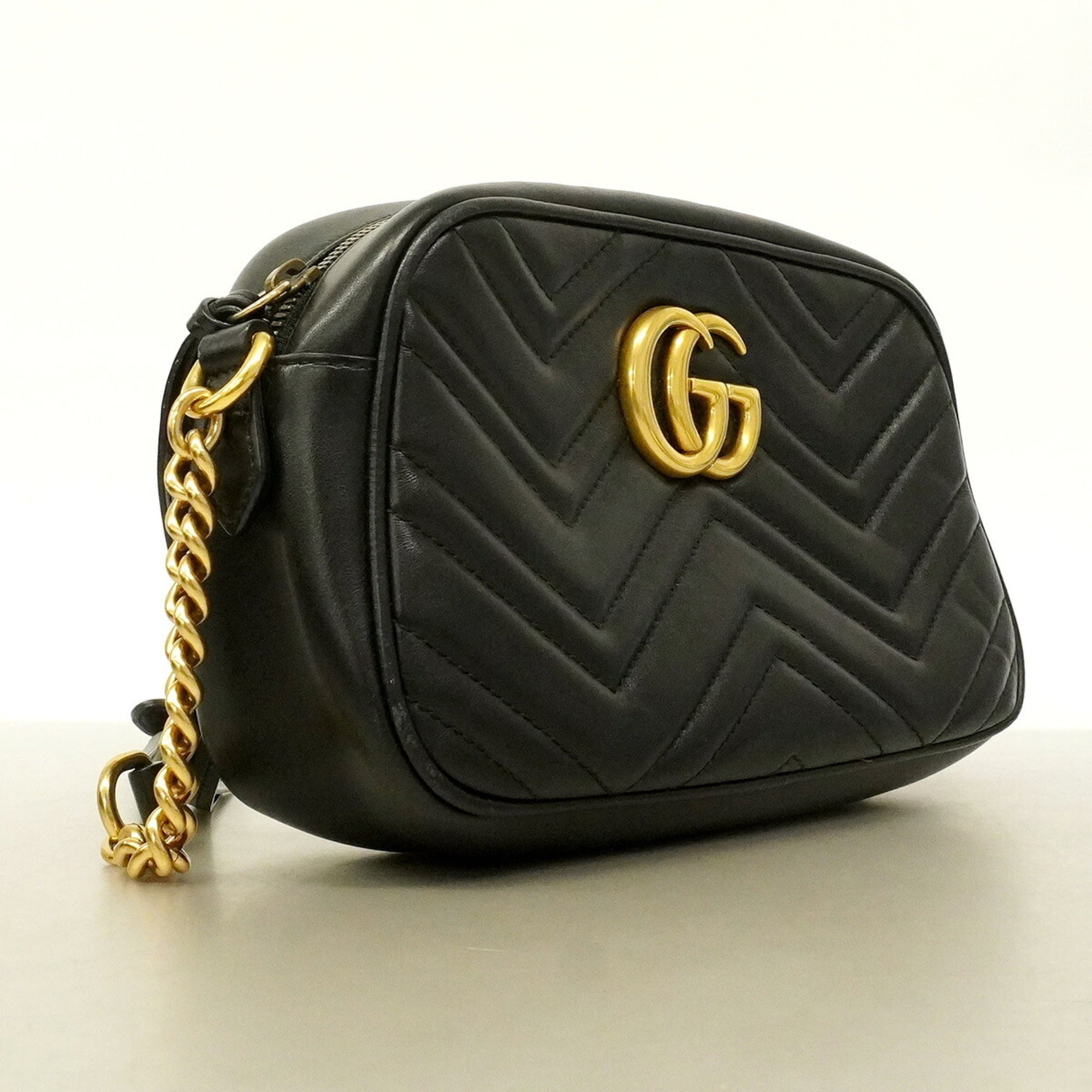 Gucci Black Leather Shoulder Bag (Pre-Owned)