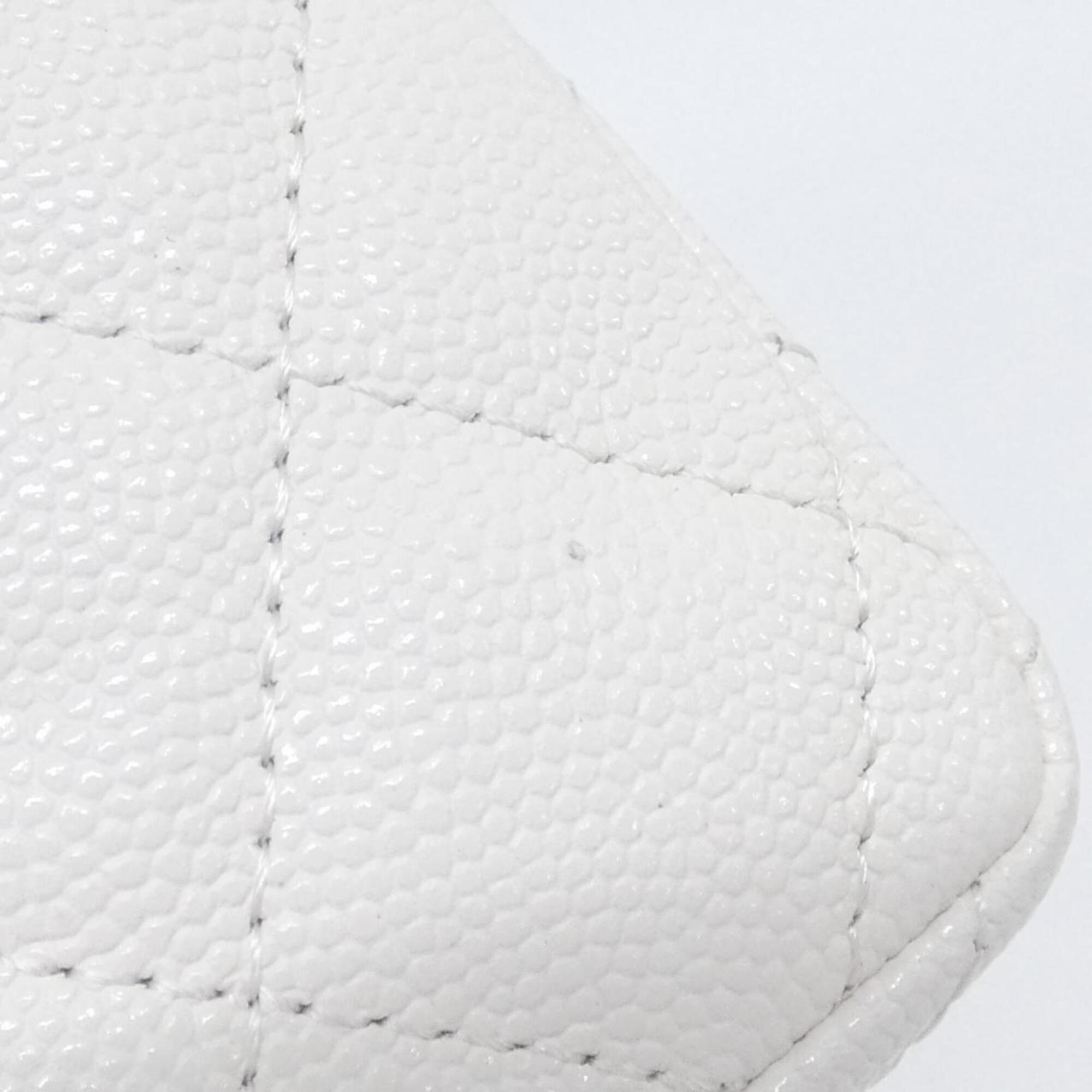 Chanel White Grained Calfskin Fanny Pack (Pre-Owned)