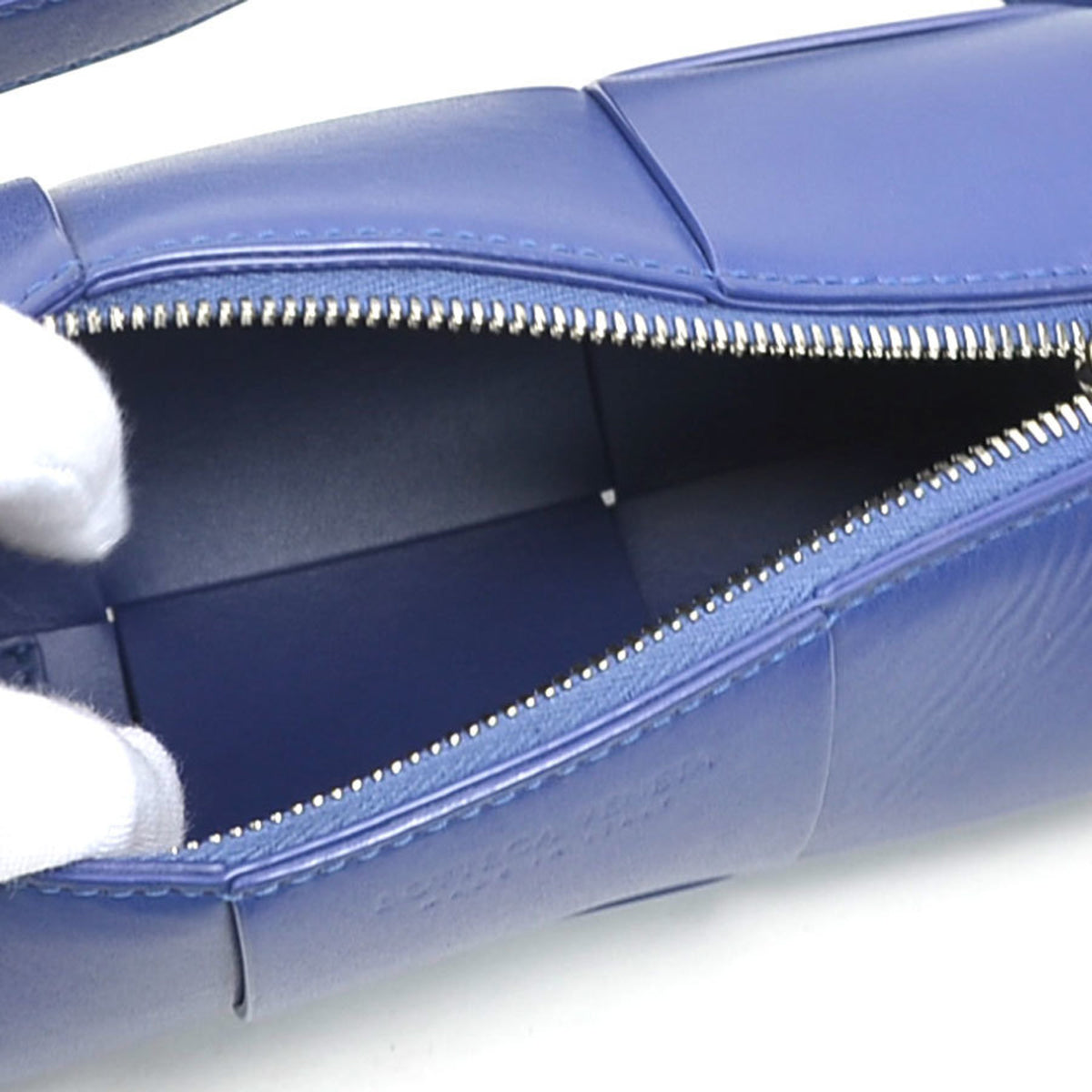 Bottega Veneta Blue Leather Shoulder Bag (Pre-Owned)