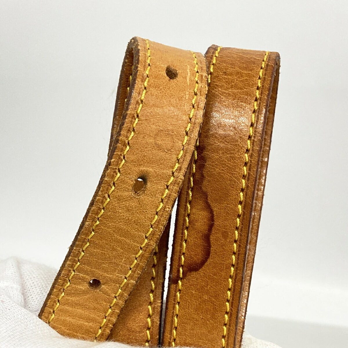 Louis Vuitton Brown Shoulder Bag (Pre-Owned)