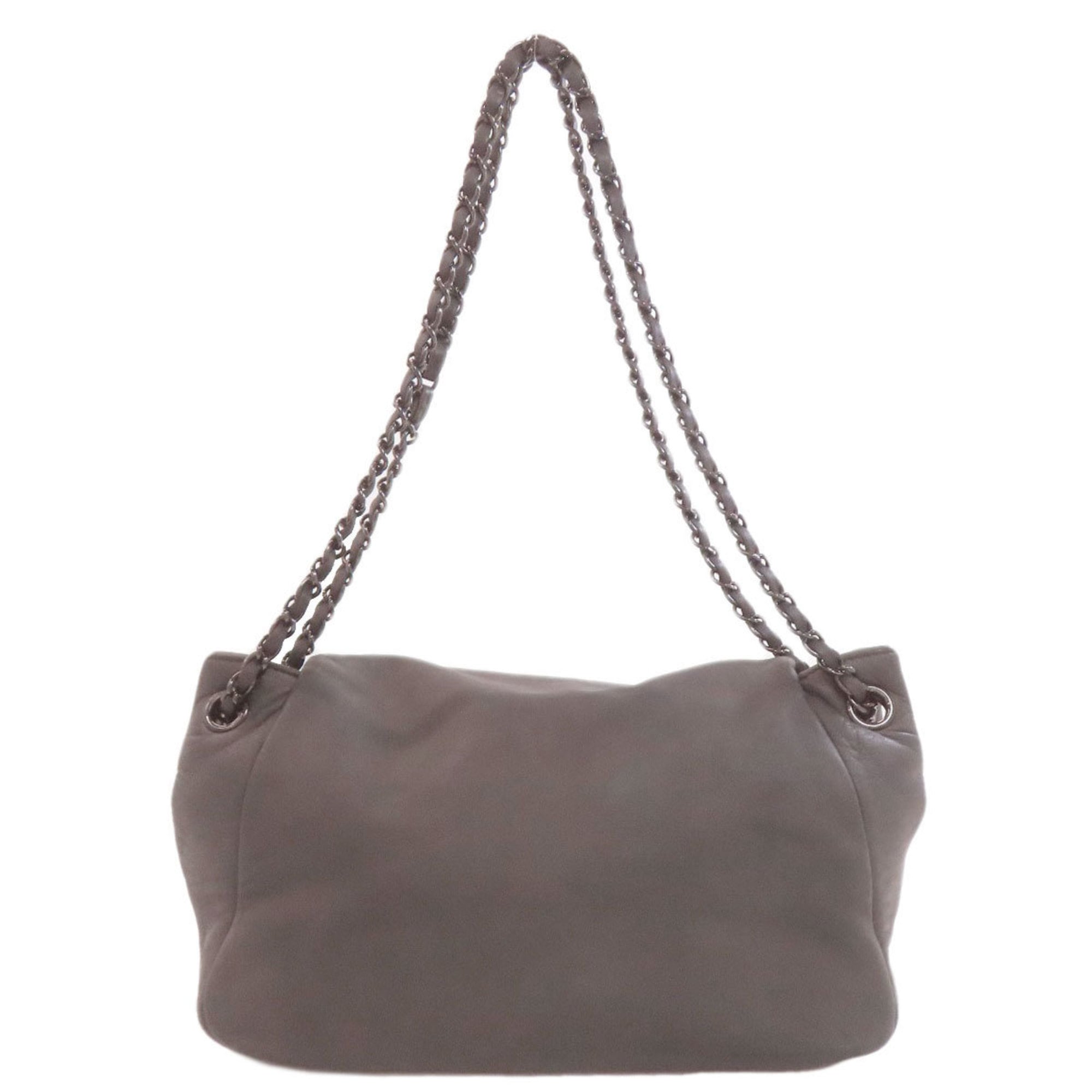 Chanel Dark Gray Leather Shoulder Bag (Pre-Owned)