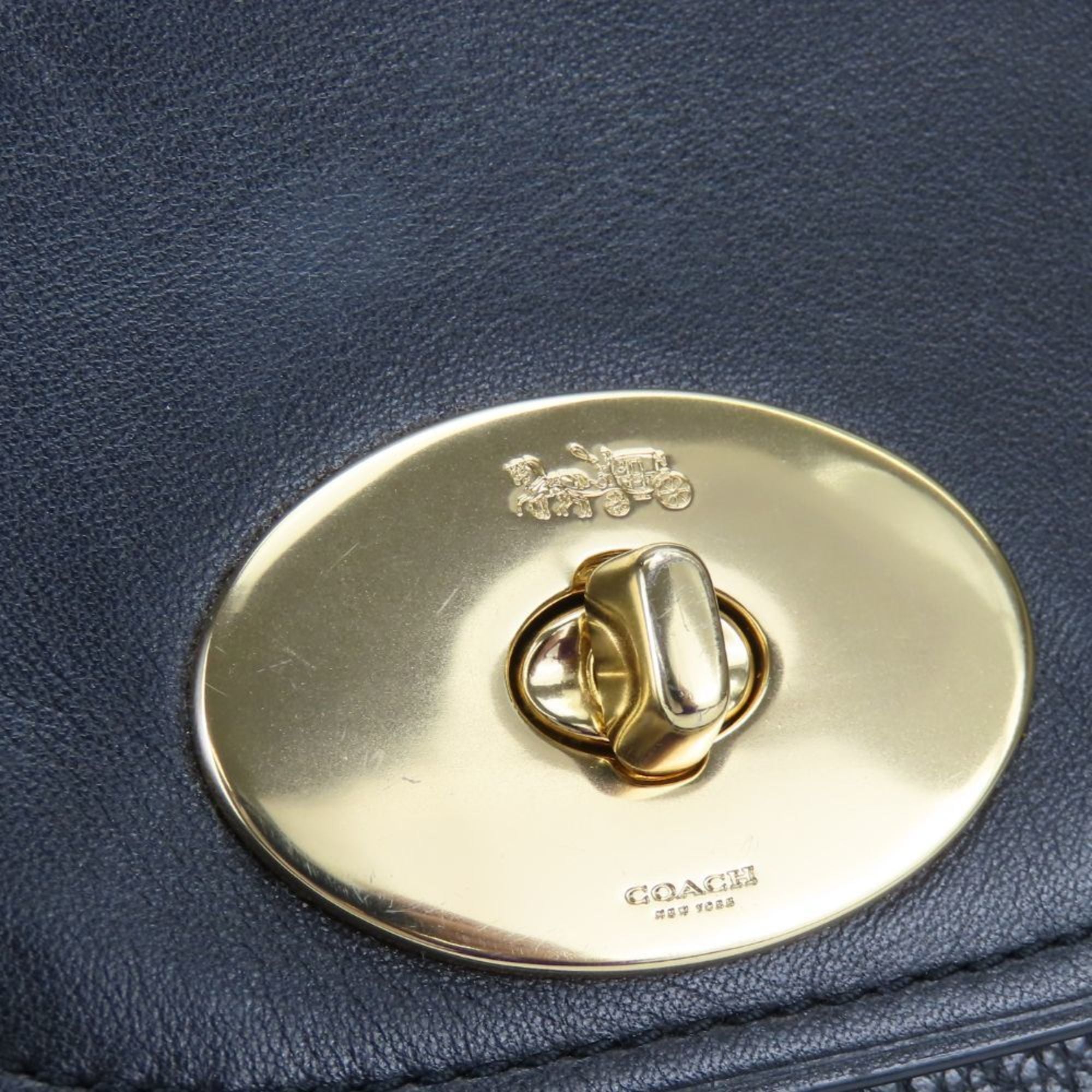 Coach Black Leather Handbag Shoulder Bag (Pre-Owned)