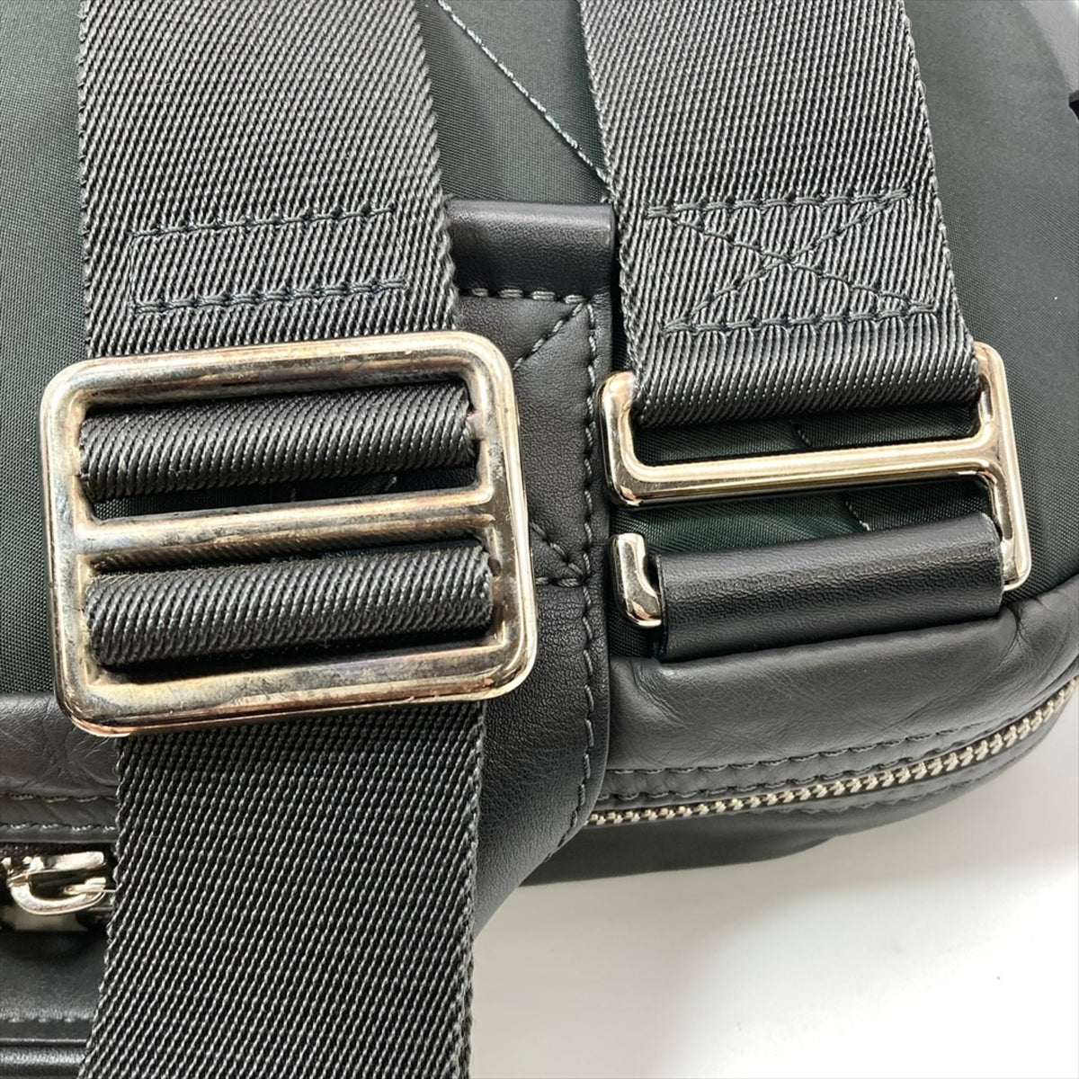 Louis Vuitton Gray Leather Crossbody Bag Fanny Pack (Pre-Owned)