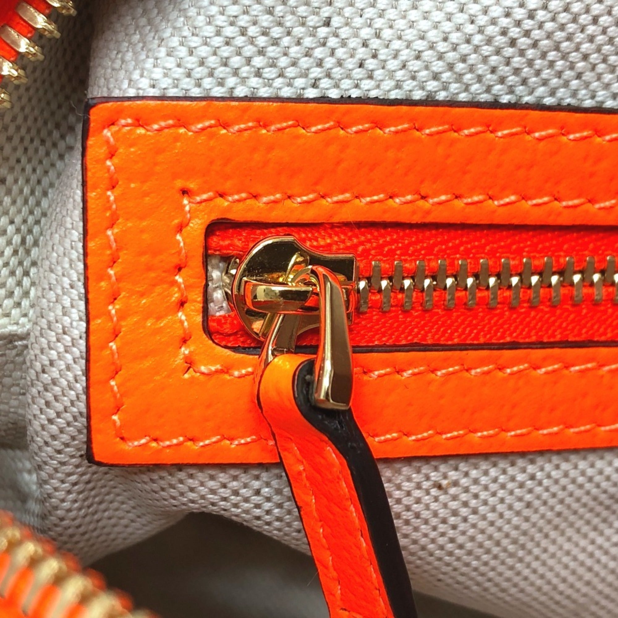 Gucci Multi-Color Canvas Leather Shoulder Bag (Pre-Owned)