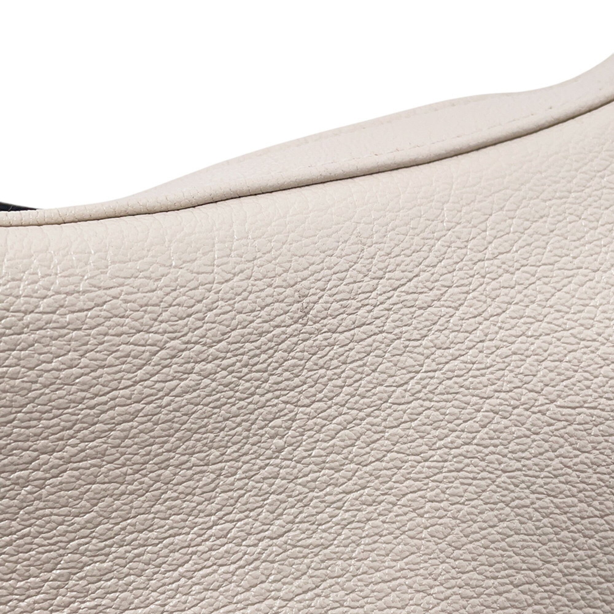 Gucci White Leather Handbag Shoulder Bag (Pre-Owned)